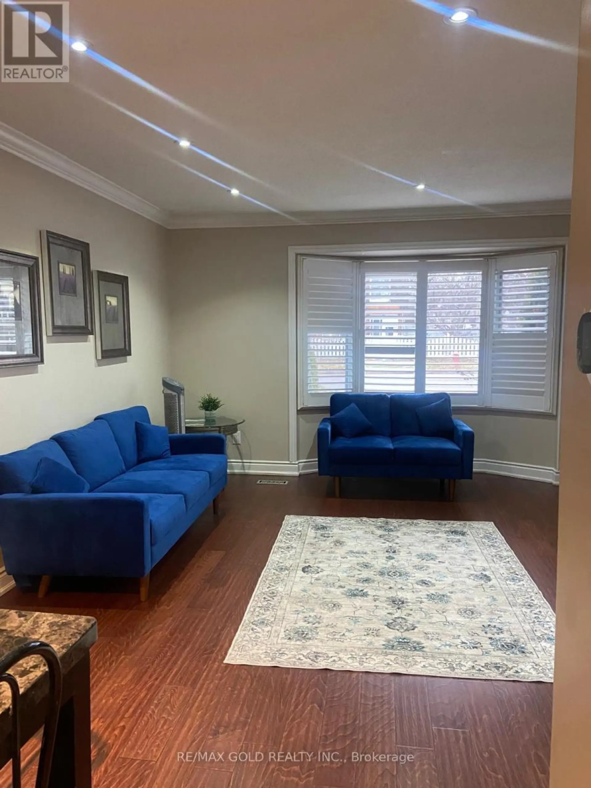 67 ARCHDEKIN DRIVE S - Image 12