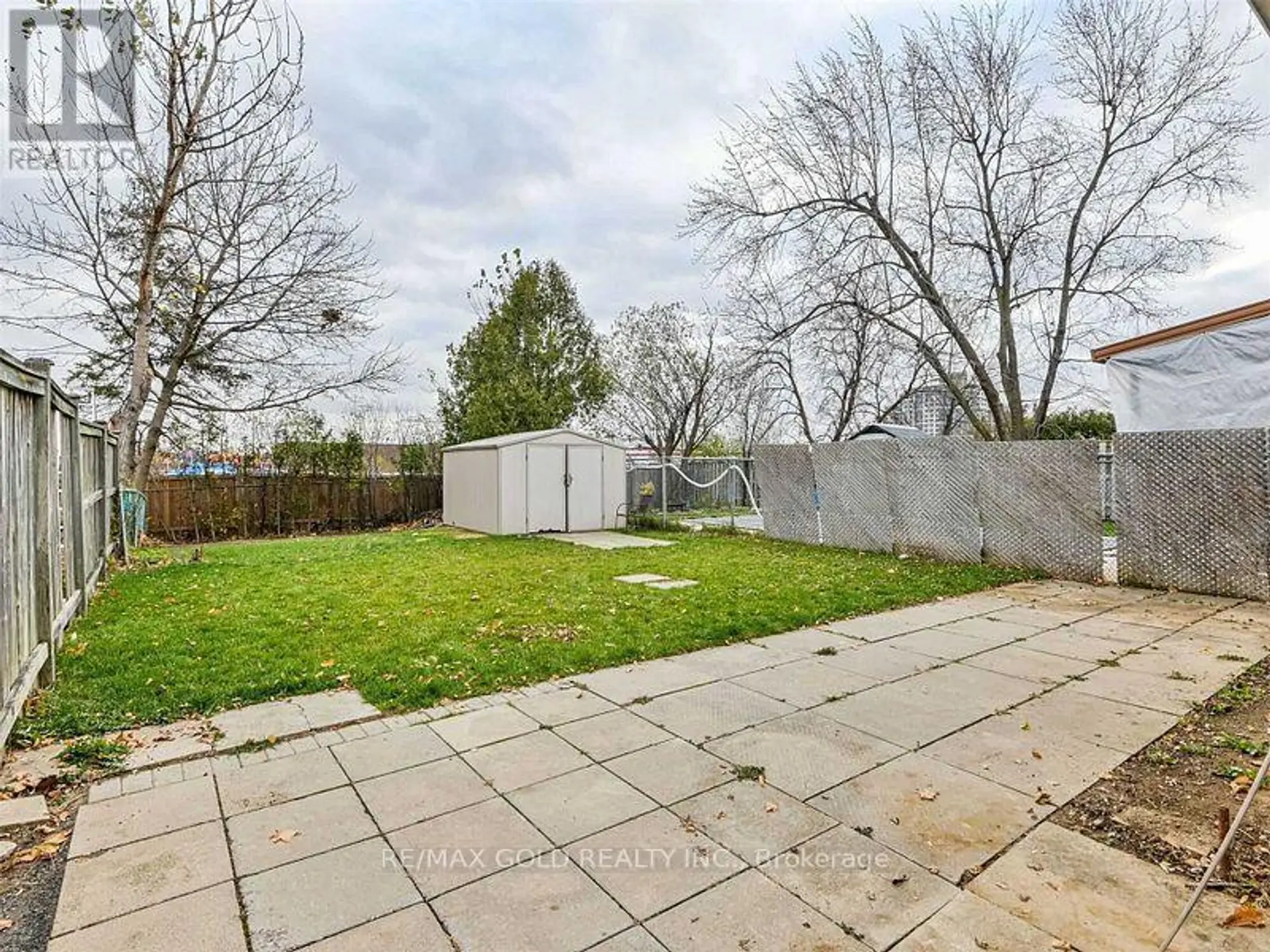 67 ARCHDEKIN DRIVE S - Image 19