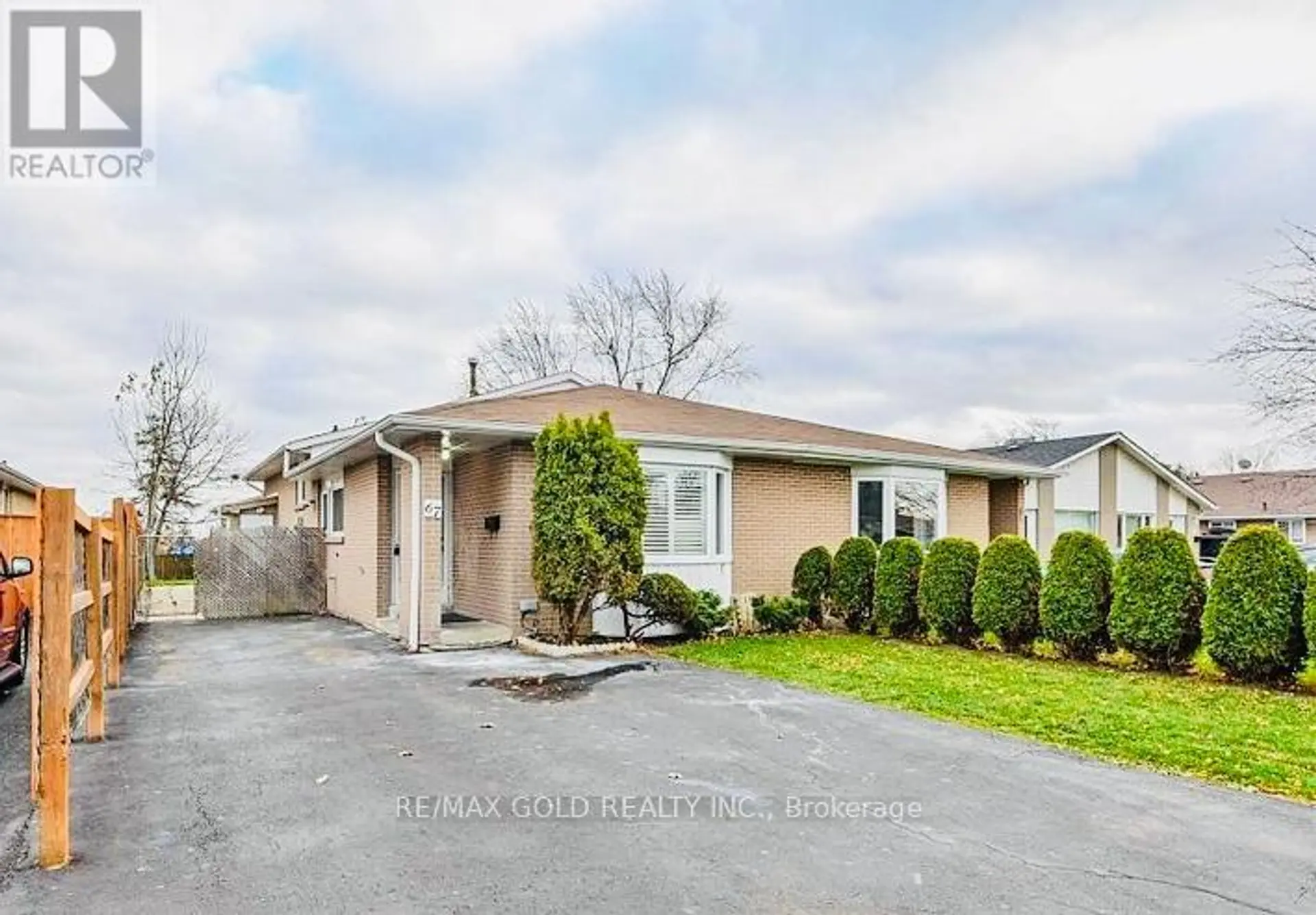 67 ARCHDEKIN DRIVE S - Image 1