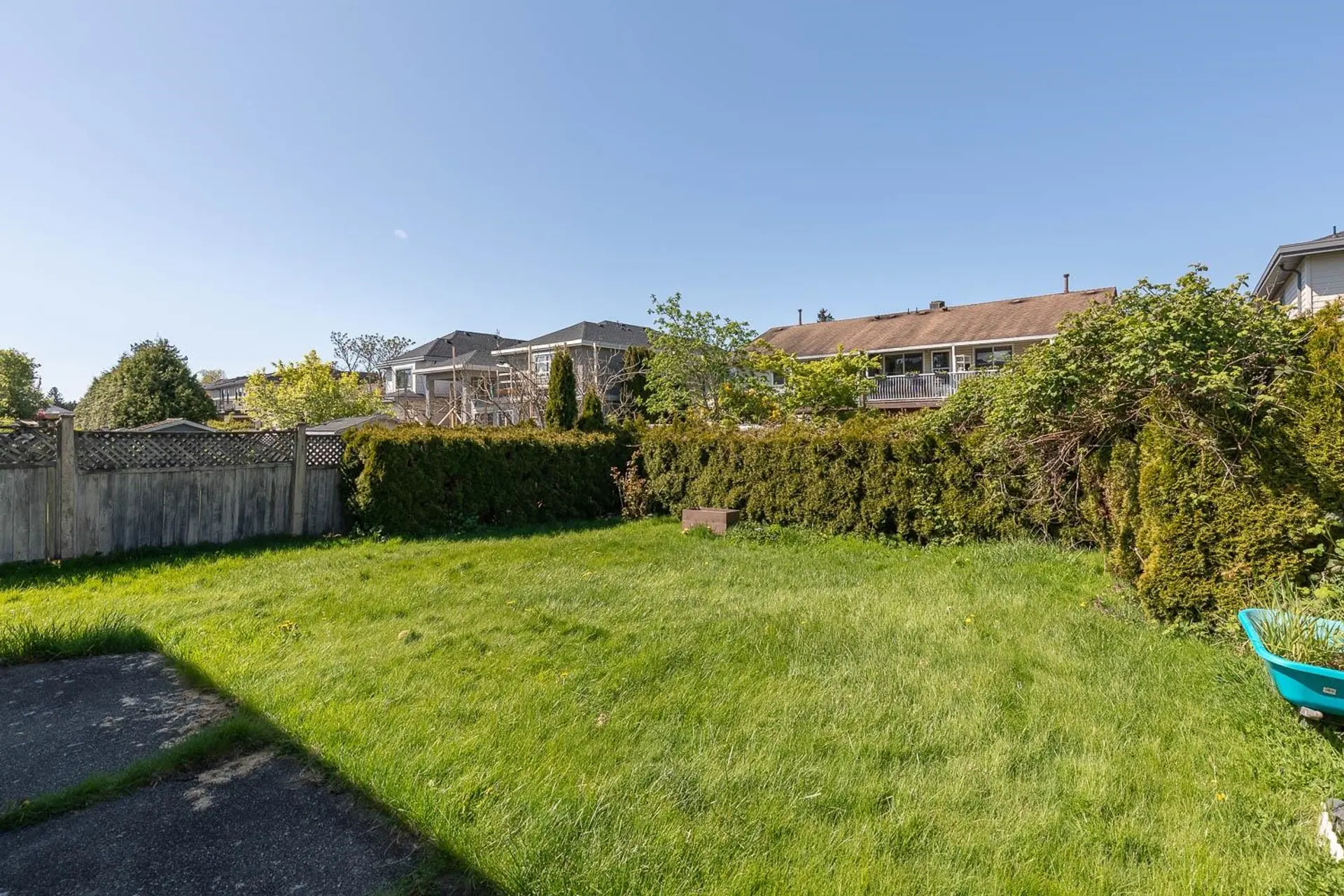7431 No. 2 Road - Image 11