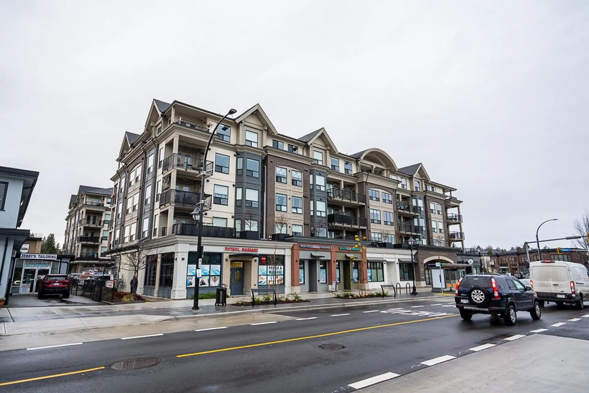 Property at #301 2493 Montrose Avenue, Abbotsford, BC