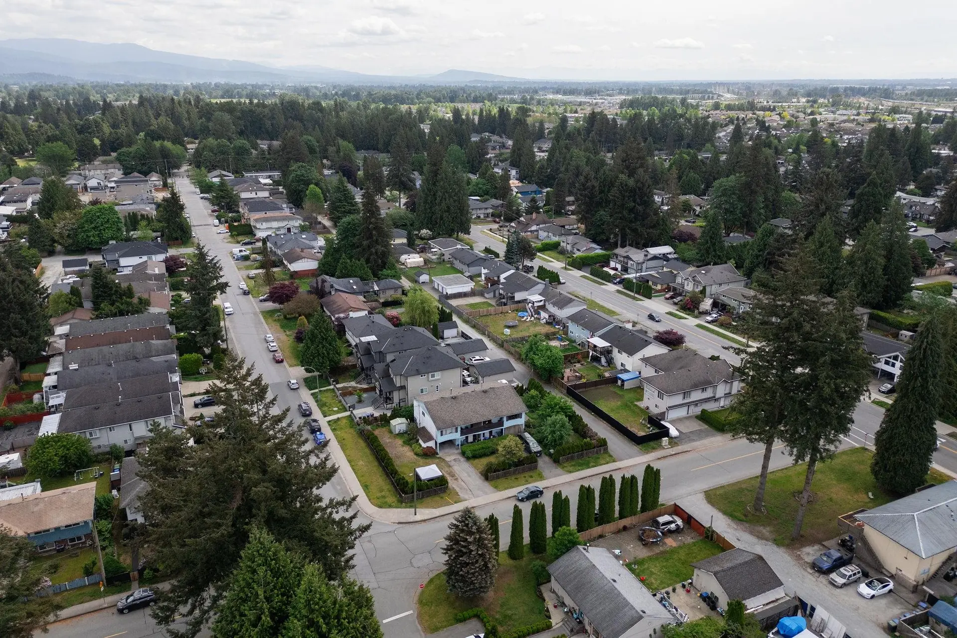 3040 Wellington Street - Image 11