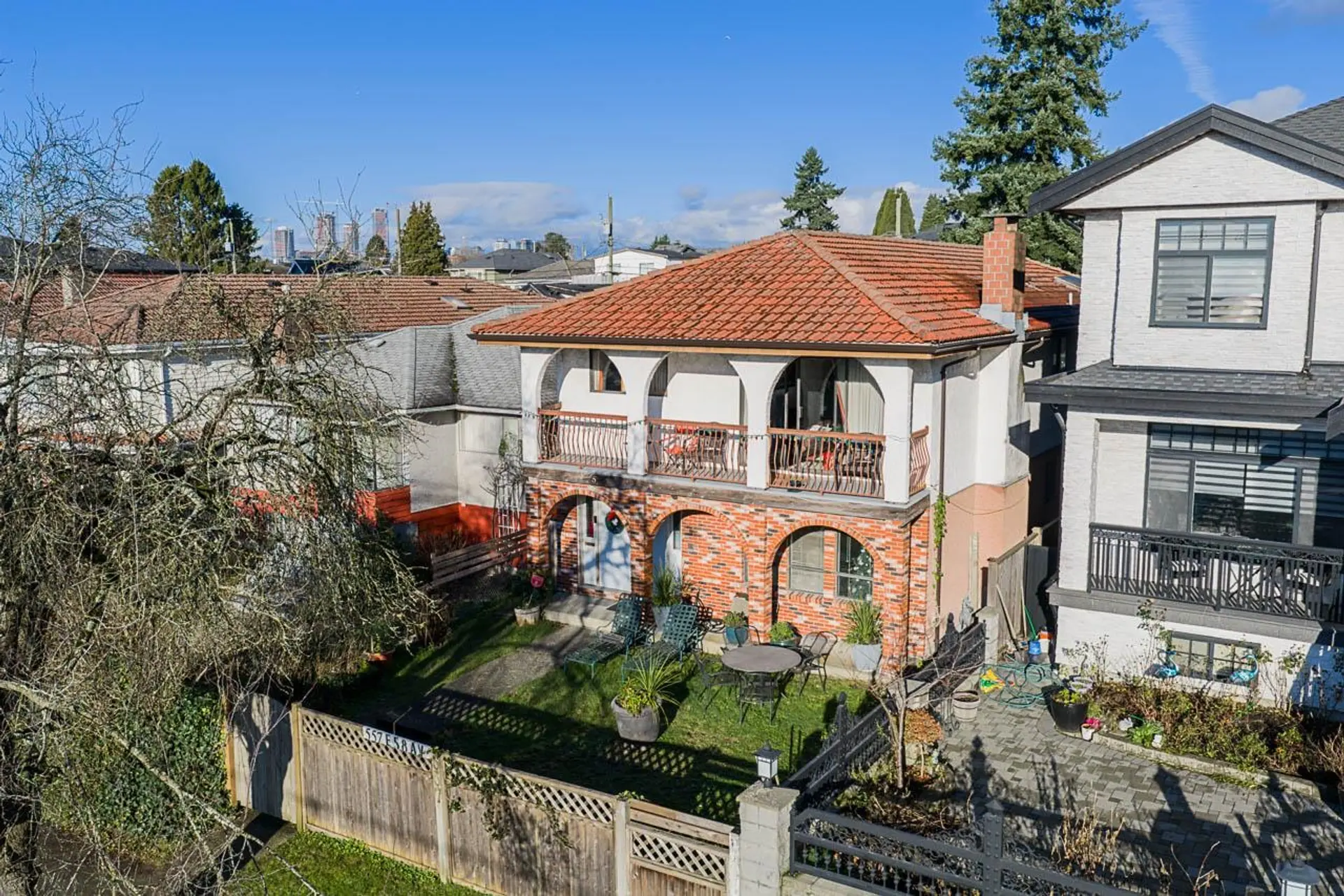Property at 557 E 58th Avenue, Vancouver, BC