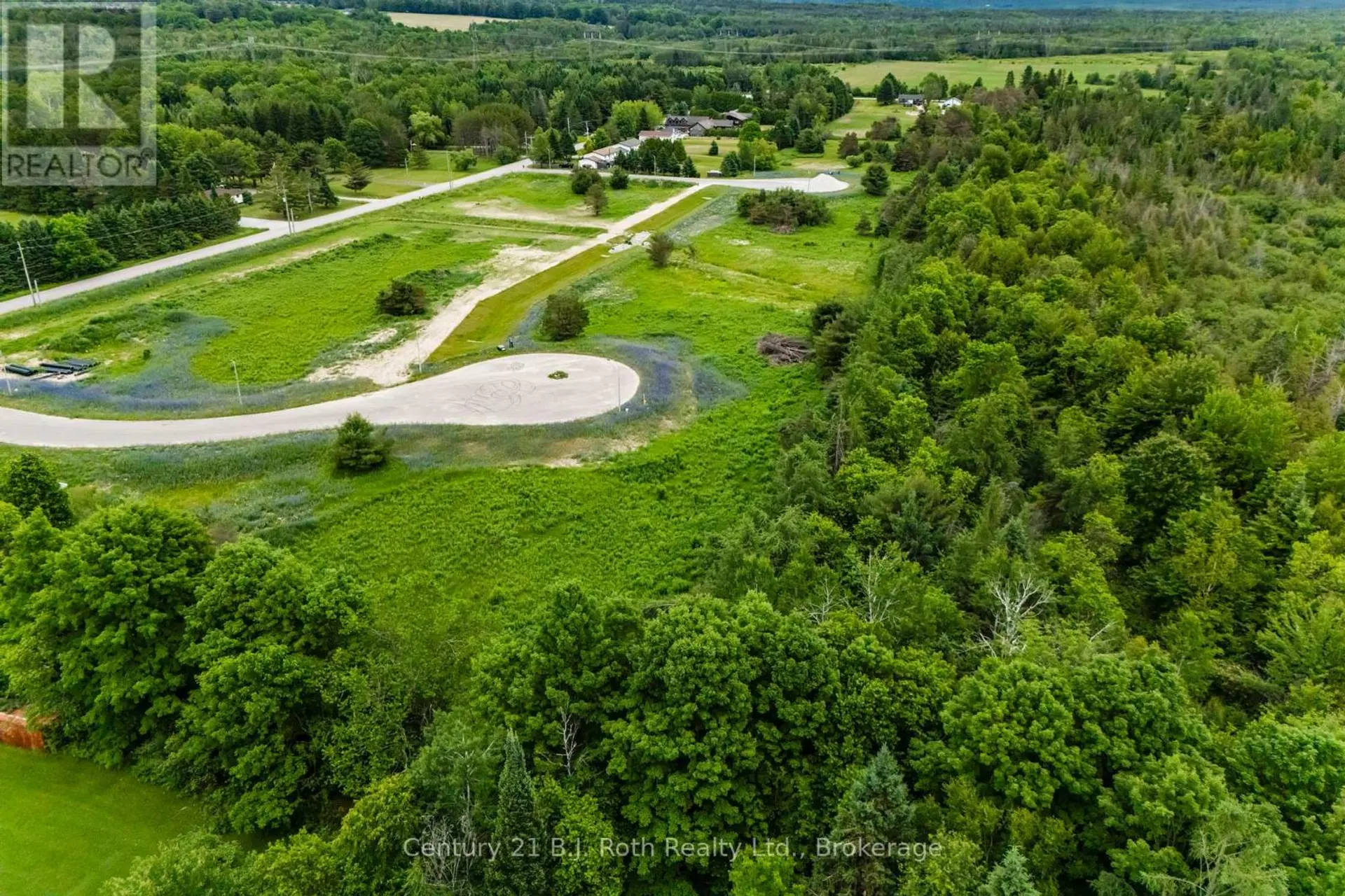 14 GREENLAW COURT - Image 3