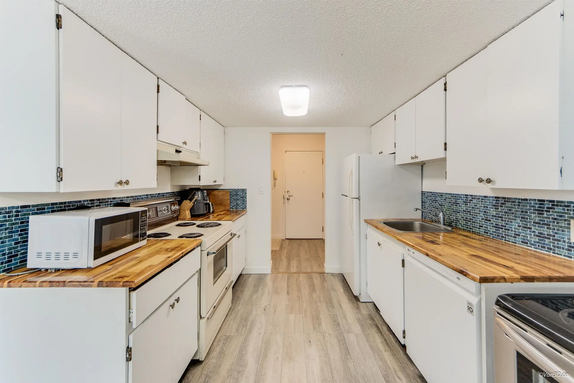 #203 7162 133a Street - Image 6