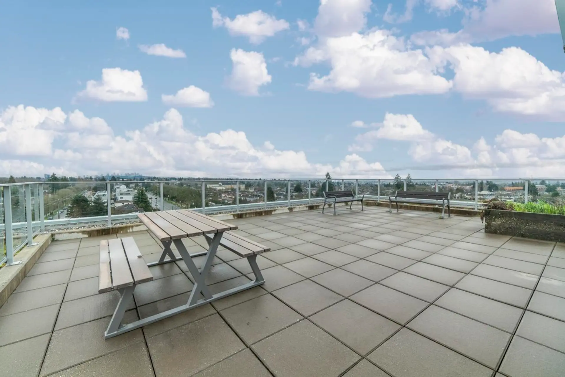 #408 5693 Elizabeth Street - Image 14