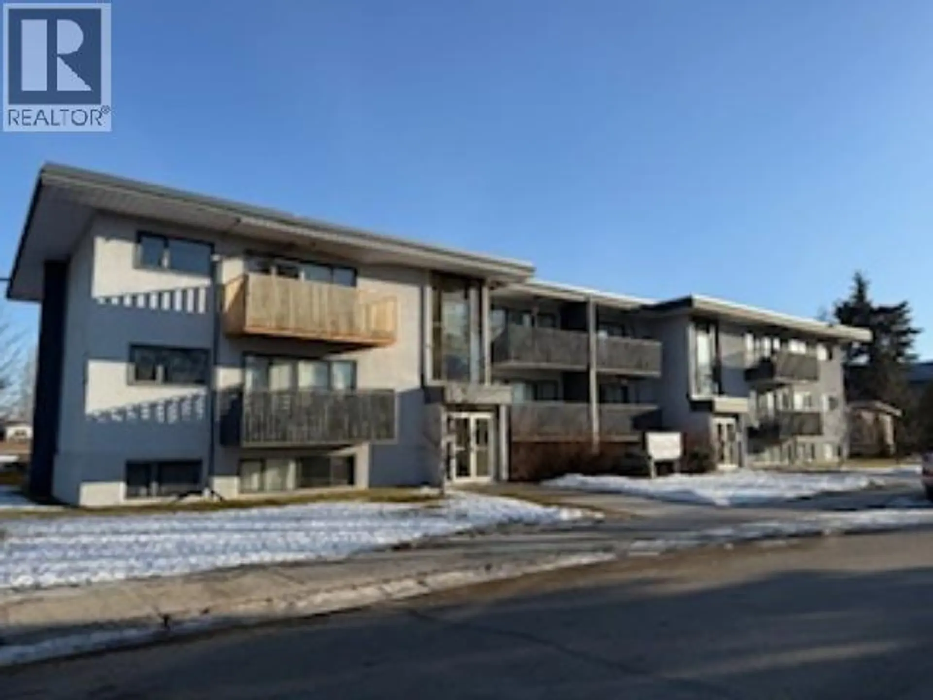 1016 JOHNSON STREET - Image 2