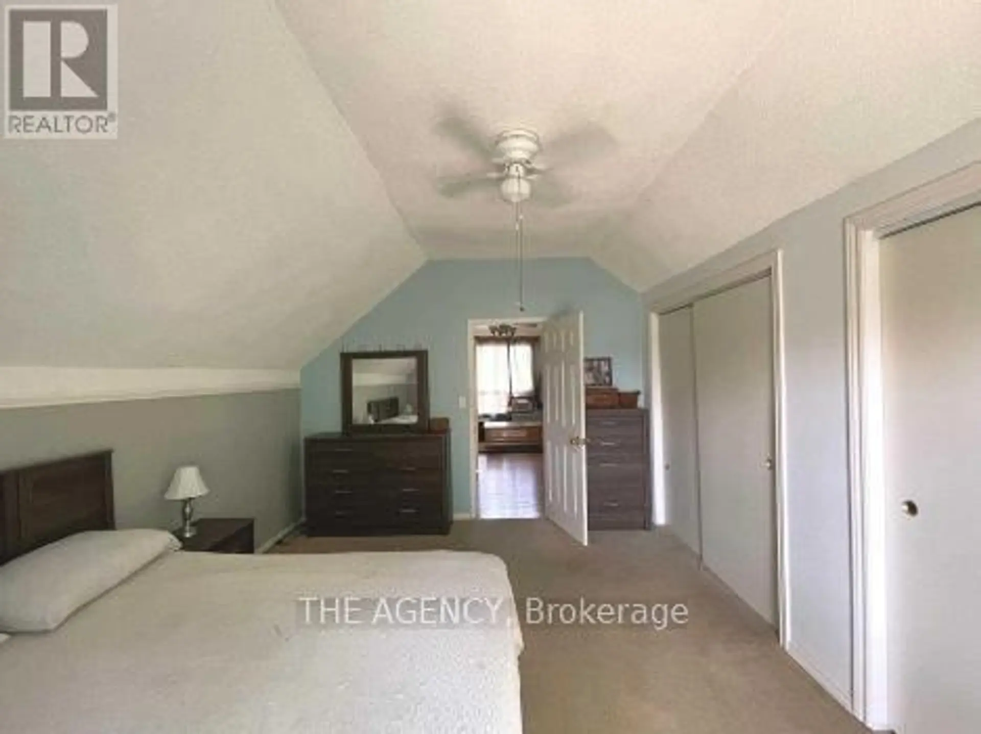 56 SYLVAN CRESCENT - Image 12