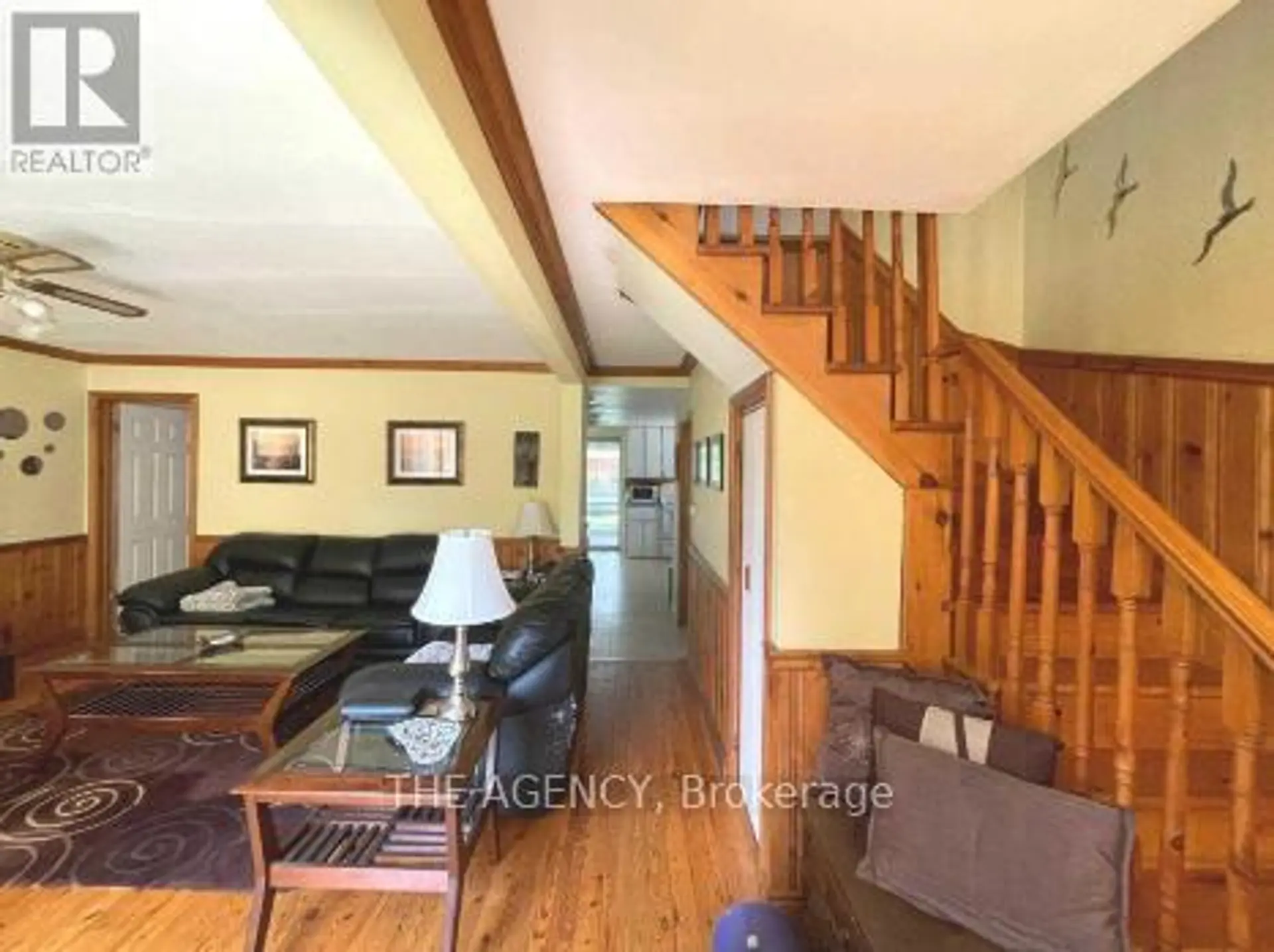 56 SYLVAN CRESCENT - Image 4