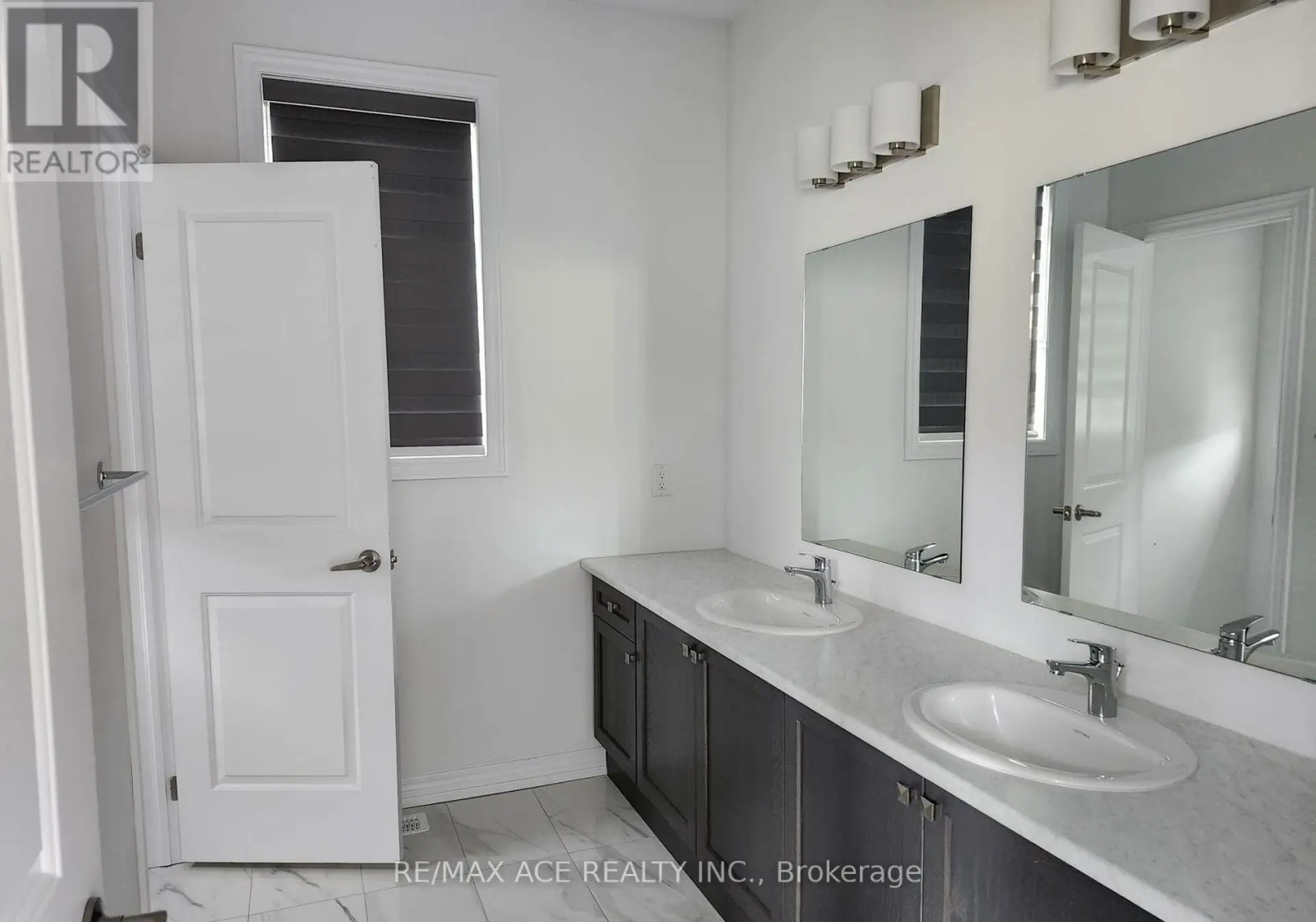 976 ANDREW MURDOCH STREET W - Image 14
