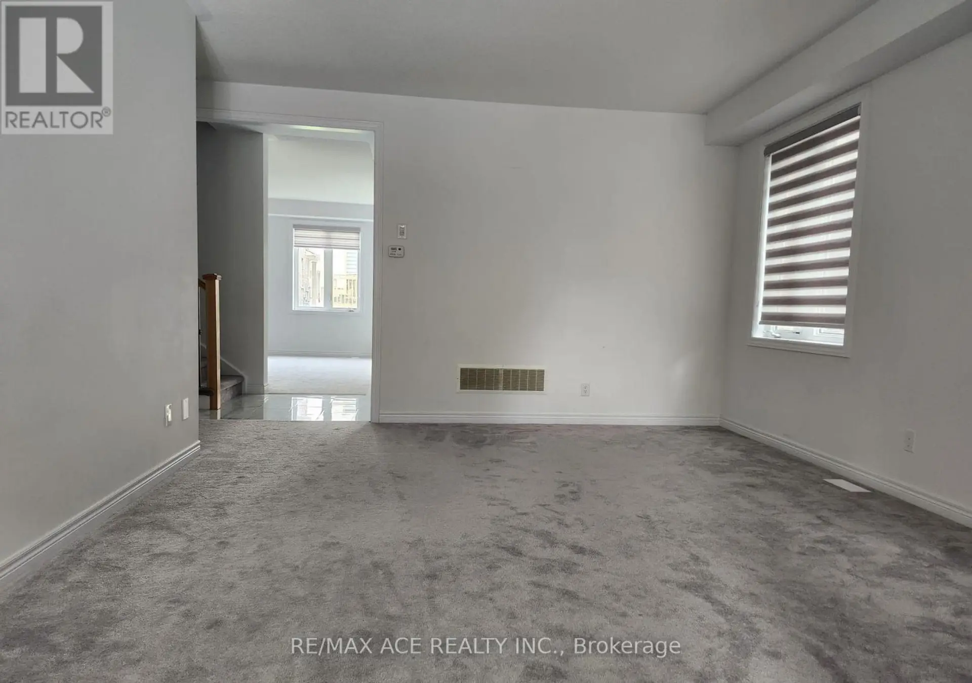 976 ANDREW MURDOCH STREET W - Image 3