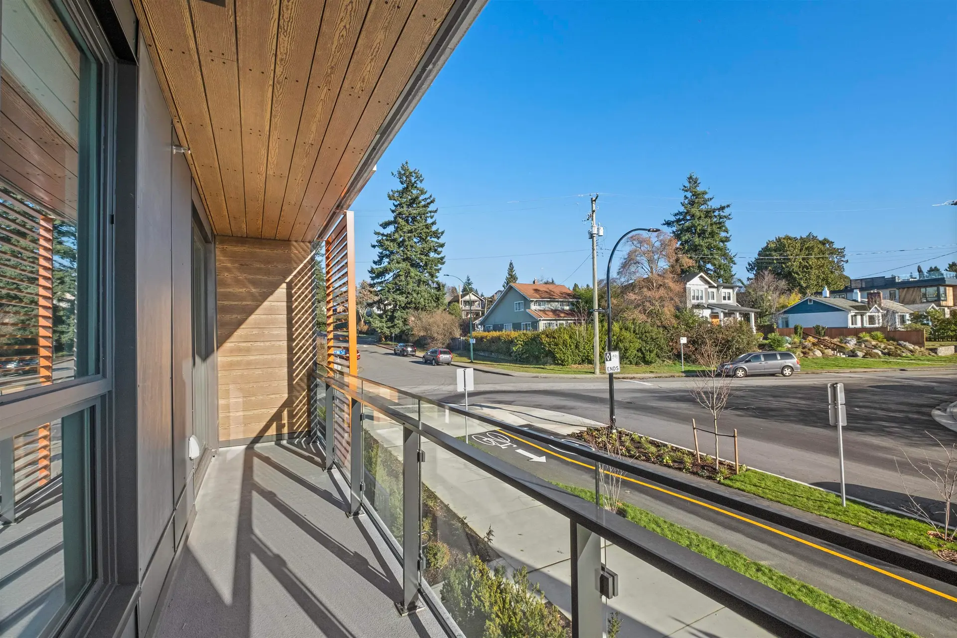 #103 333 St. Davids Avenue - Image 14