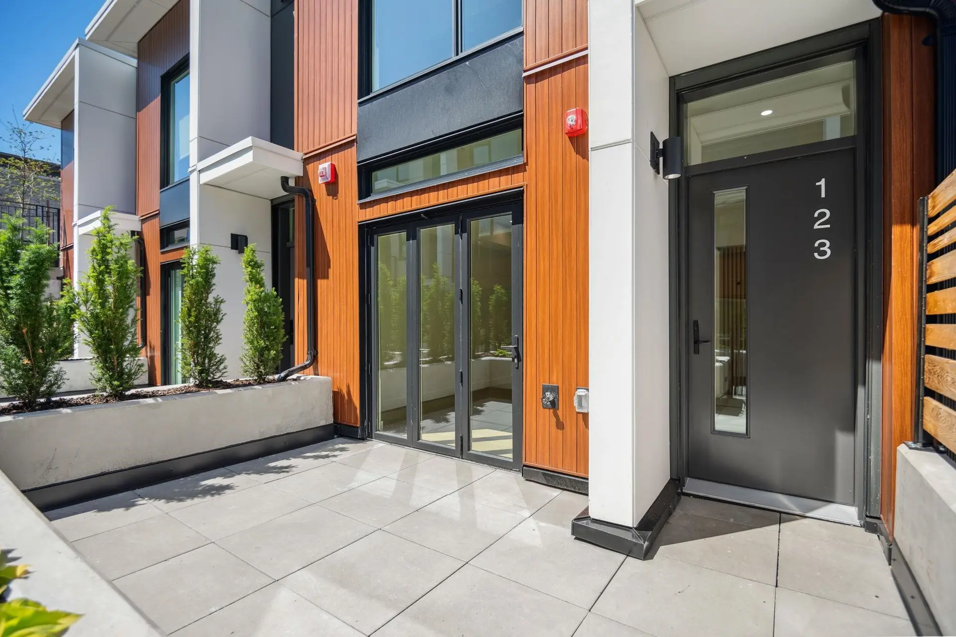 Property at #123 725 W 49 Avenue, Vancouver, BC