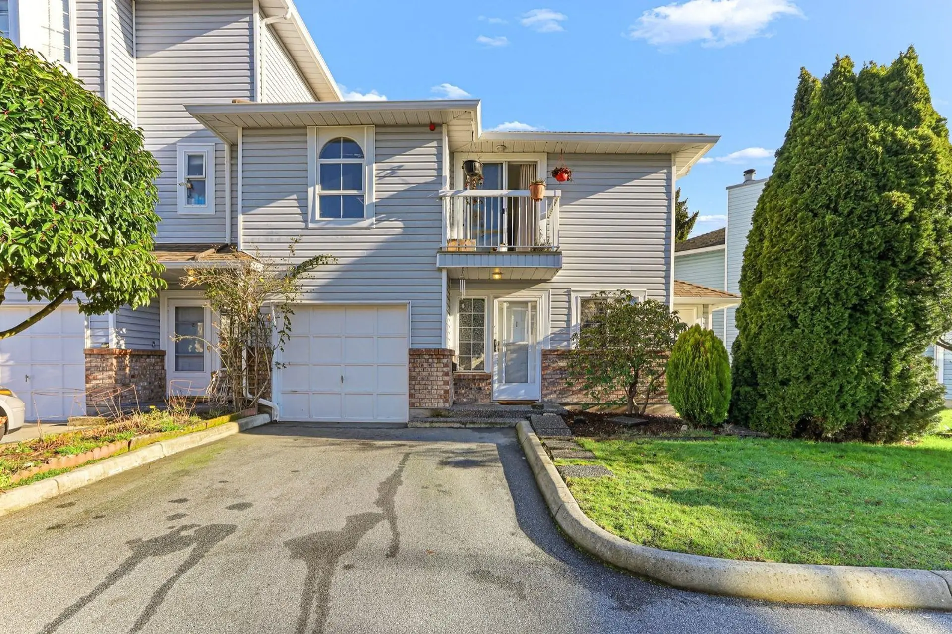 Property at #1 13925 70 Avenue, Surrey, BC