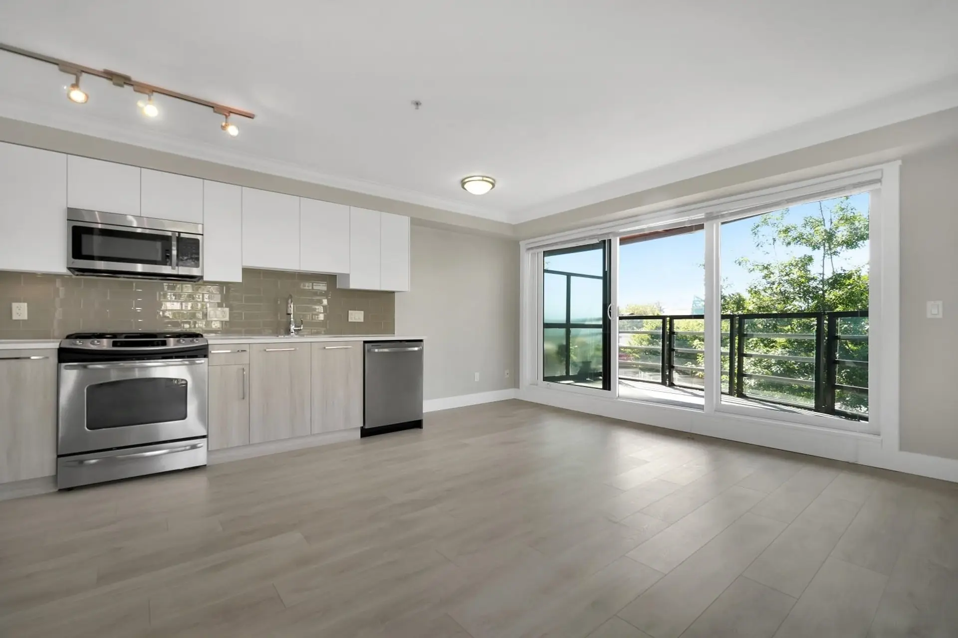 Property at #309 857 W 15th Street, North Vancouver, BC