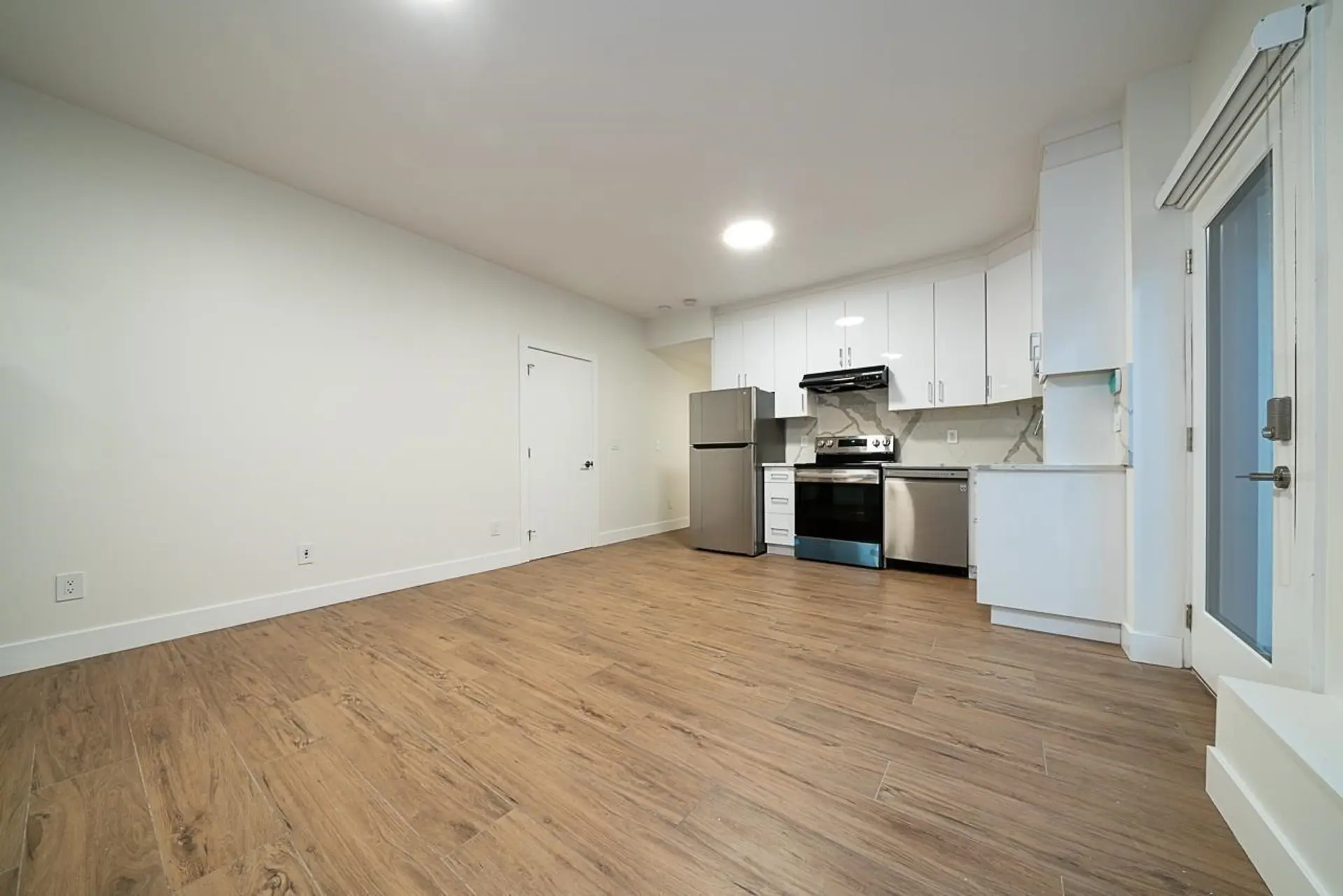 5655 Portland Street - Image 8