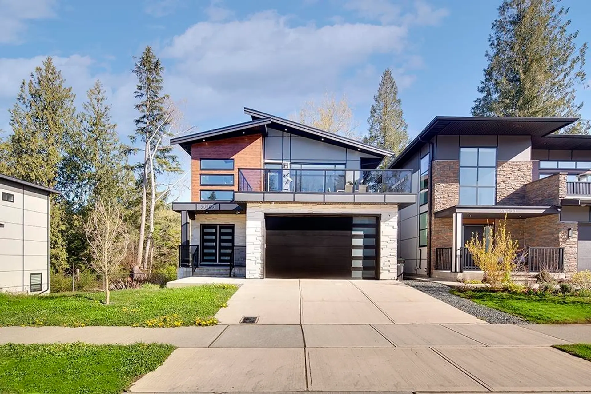 Property at 36725 Carl Creek Crescent, Abbotsford, BC