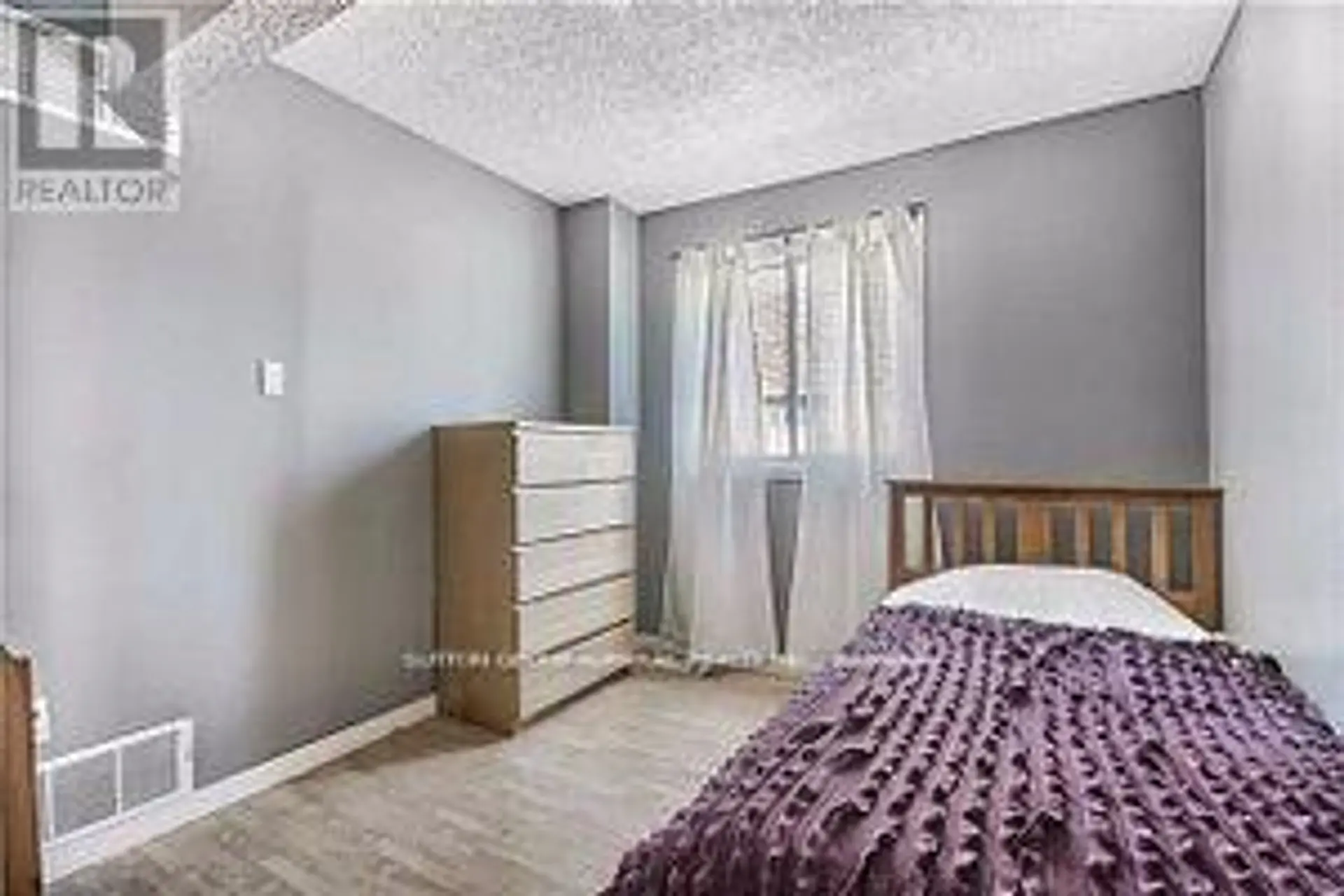 47 RIVIERA DRIVE - Image 11