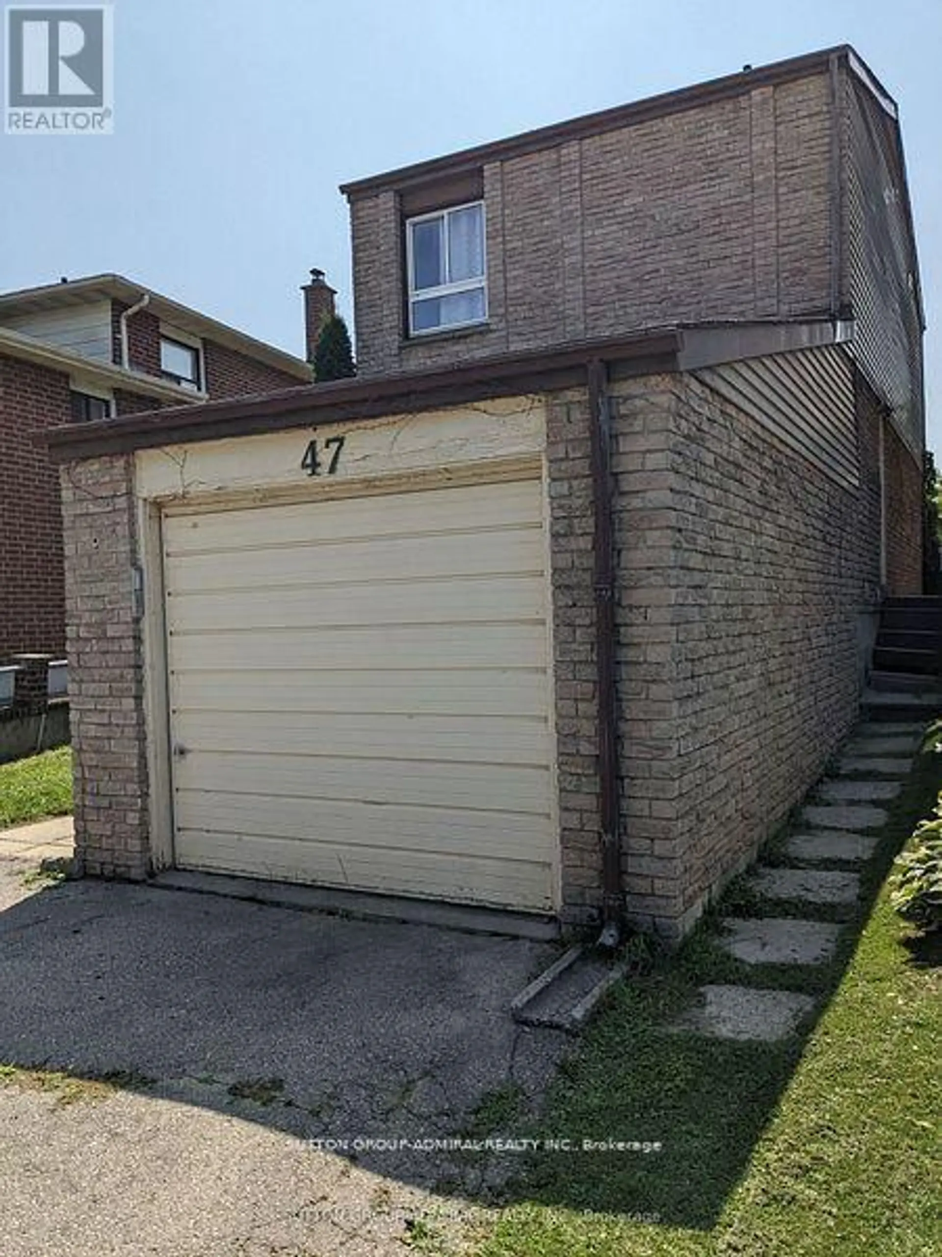 47 RIVIERA DRIVE - Image 2