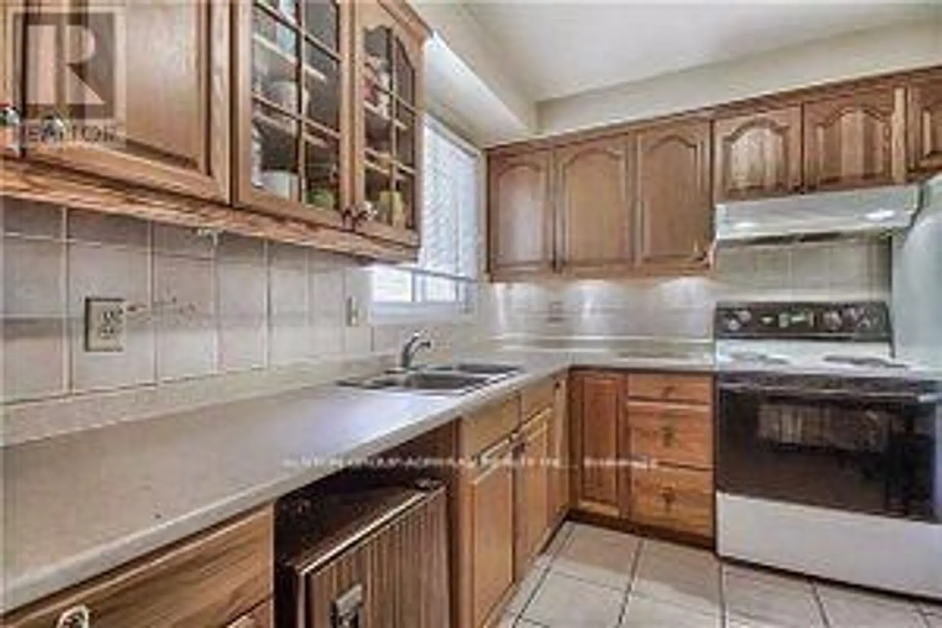 47 RIVIERA DRIVE - Image 3