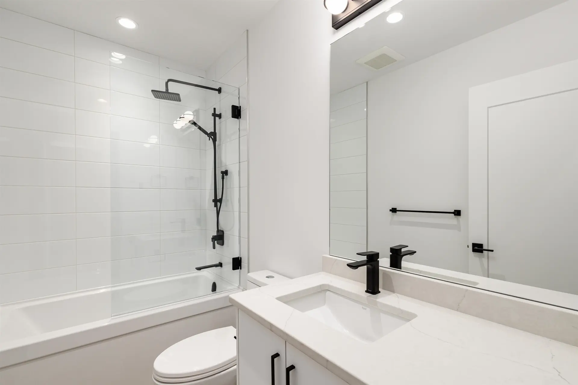 #20 2077 Garibaldi Way - Image 12
