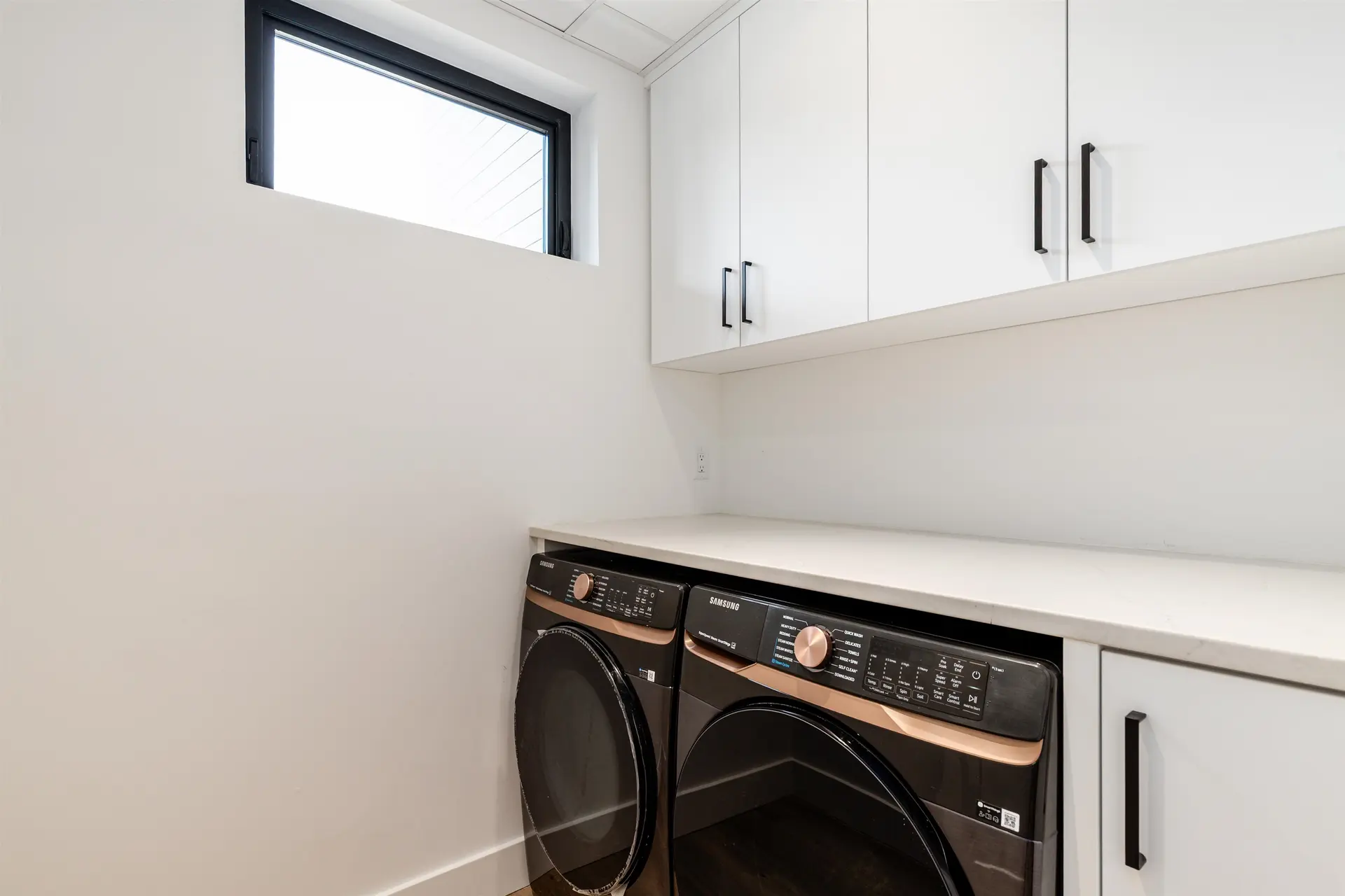 #20 2077 Garibaldi Way - Image 11