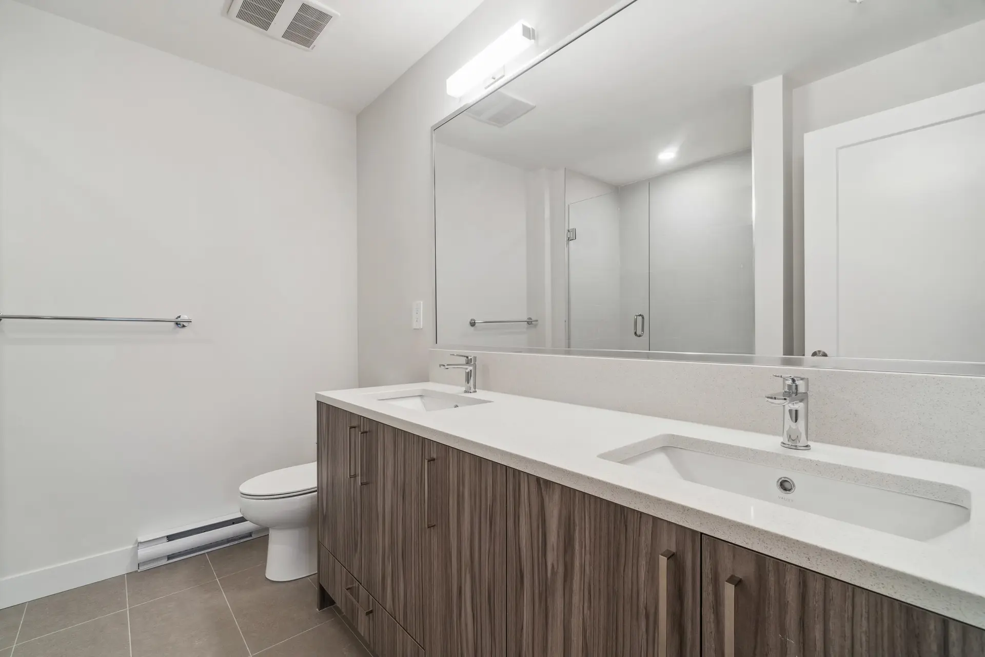 #403 5535 Hastings Street - Image 15