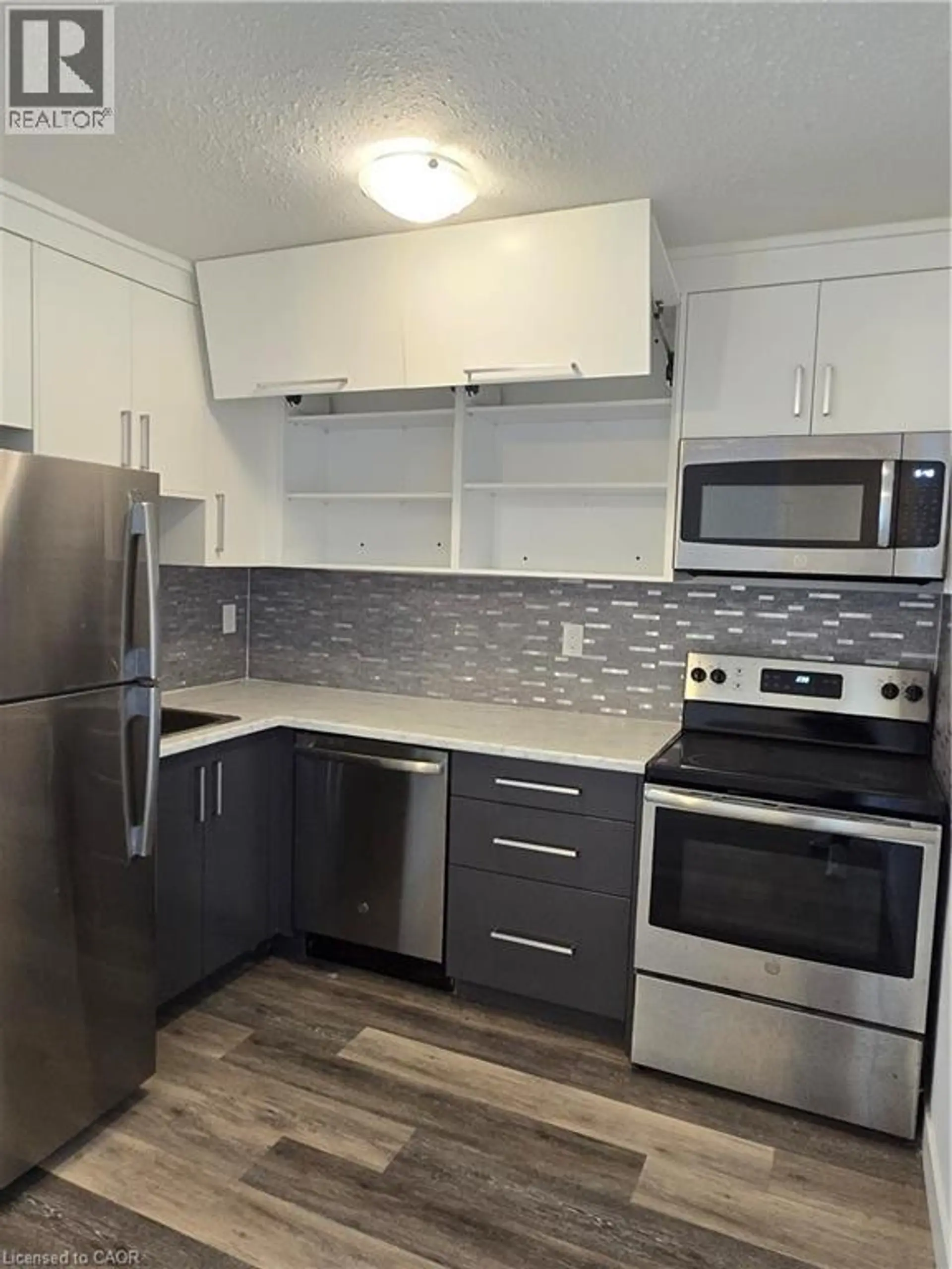 #706 563 MORNINGTON Avenue - Image 6