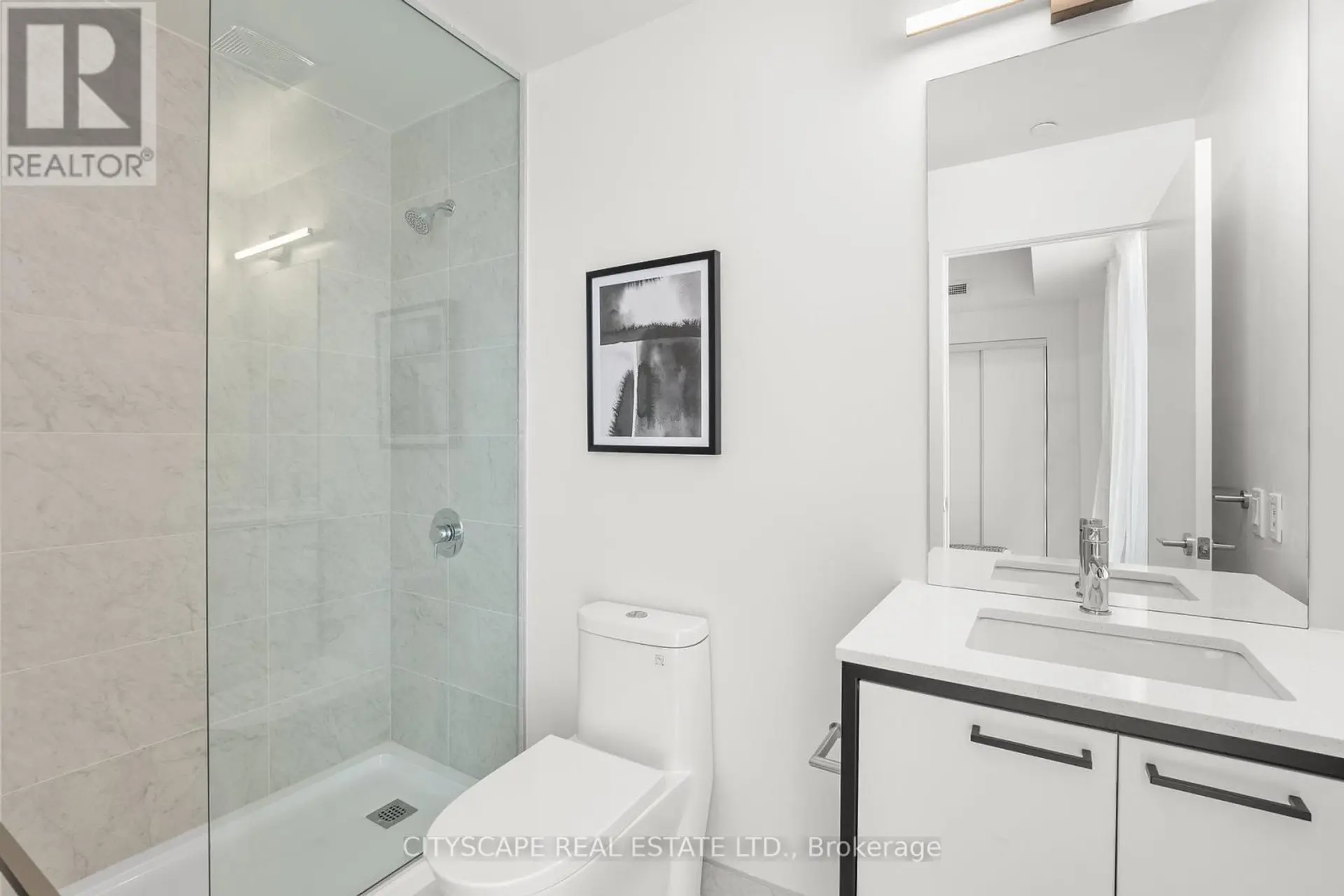 #911 1808 ST. CLAIR AVENUE W - Image 8