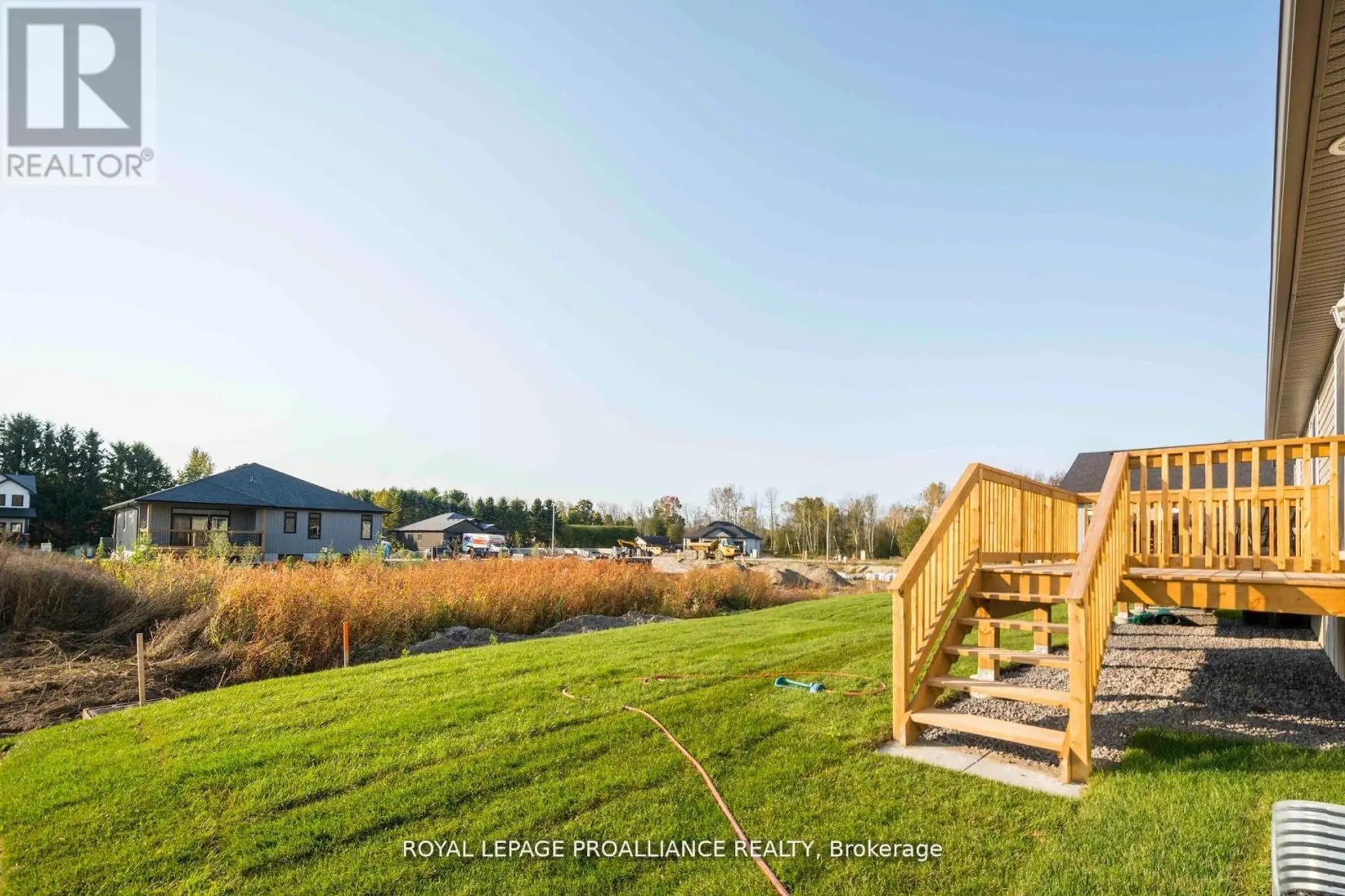 42 MACKENZIE JOHN CRESCENT - Image 17