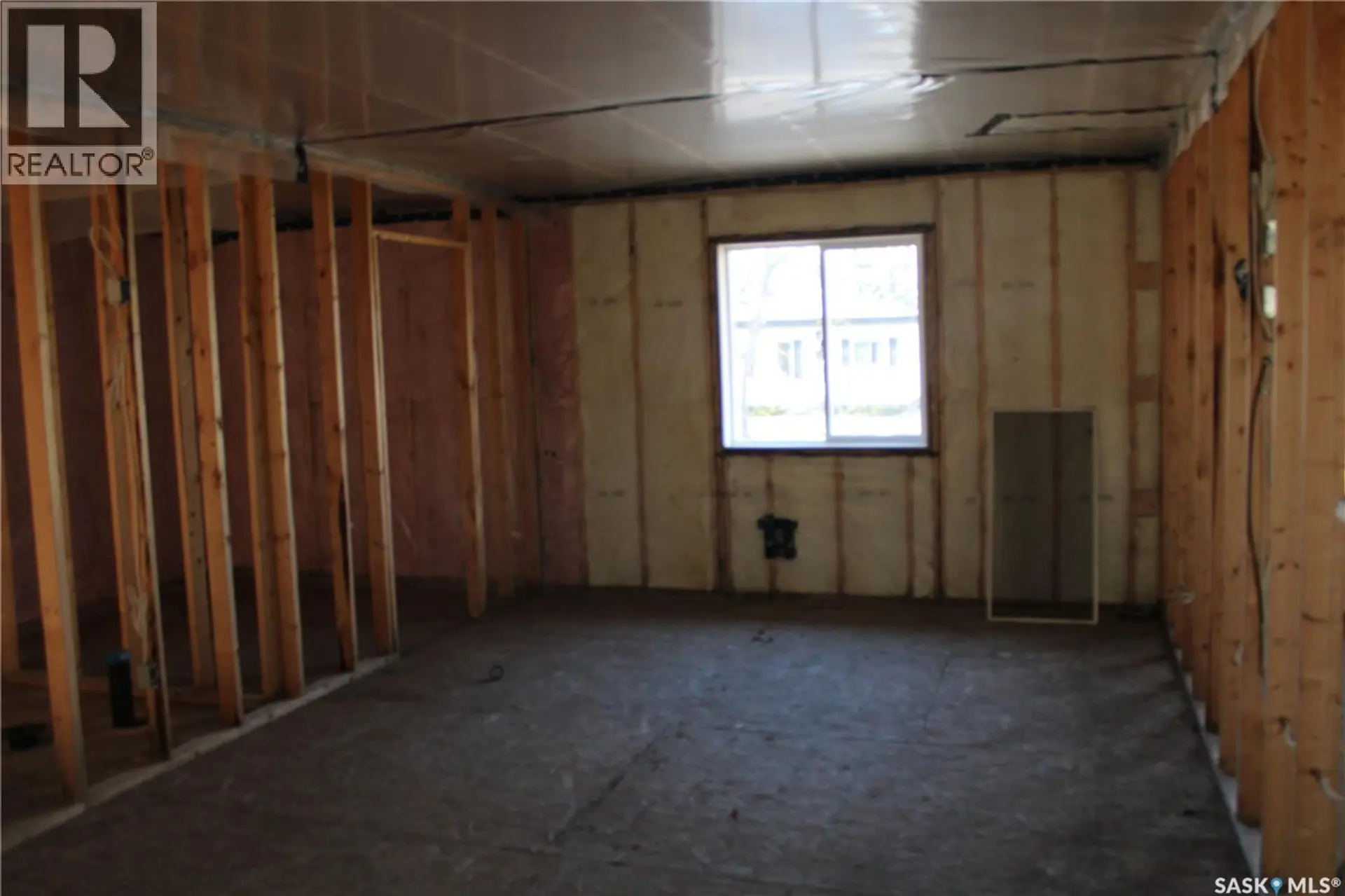 78 1st STREET SW - Image 2