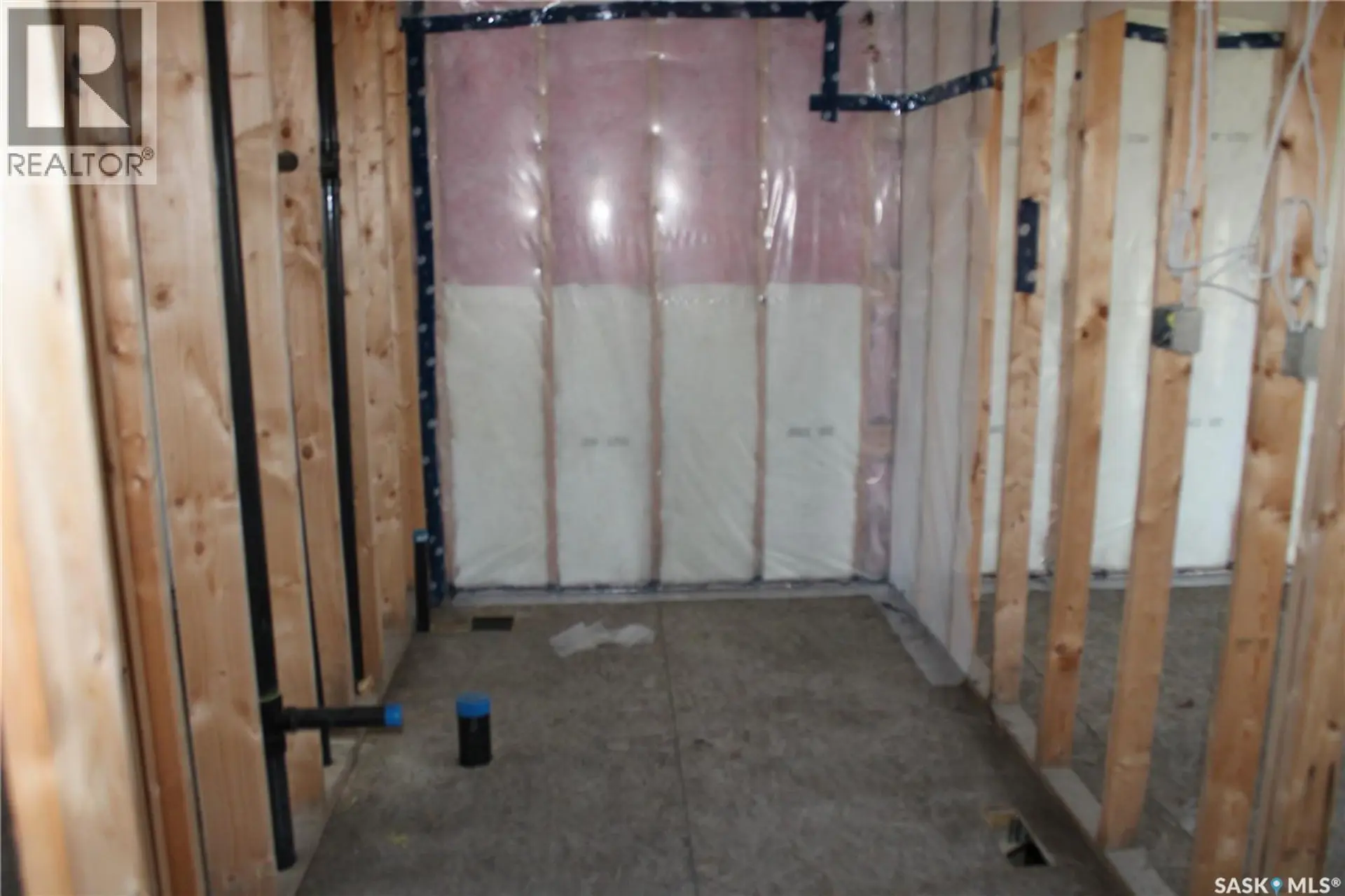 78 1st STREET SW - Image 3