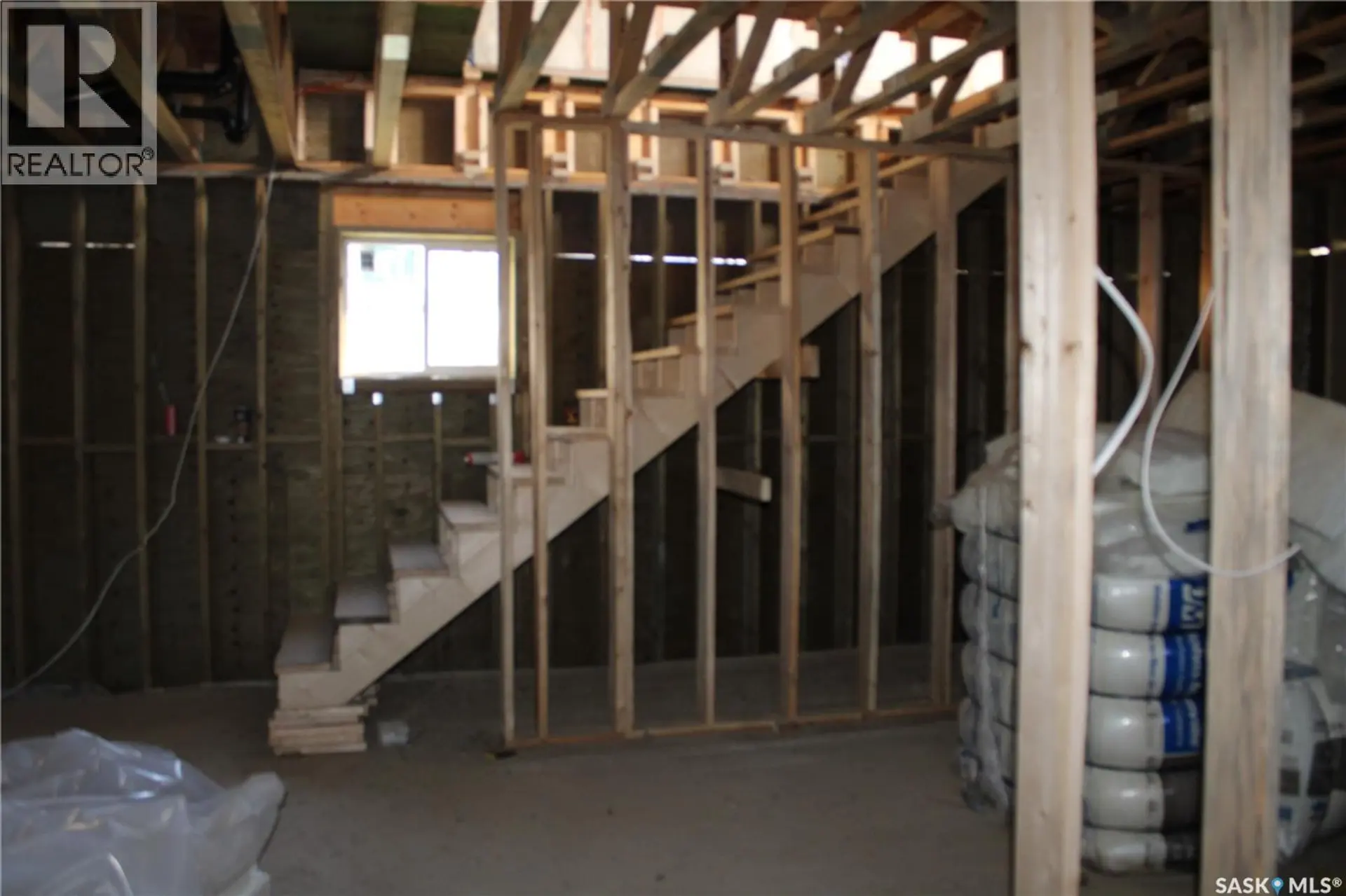 78 1st STREET SW - Image 6
