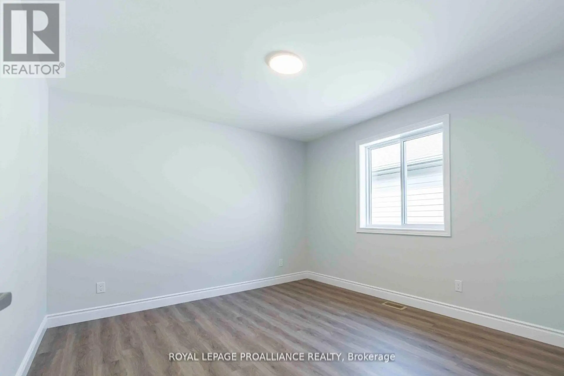 49 MACKENZIE JOHN CRESCENT - Image 15