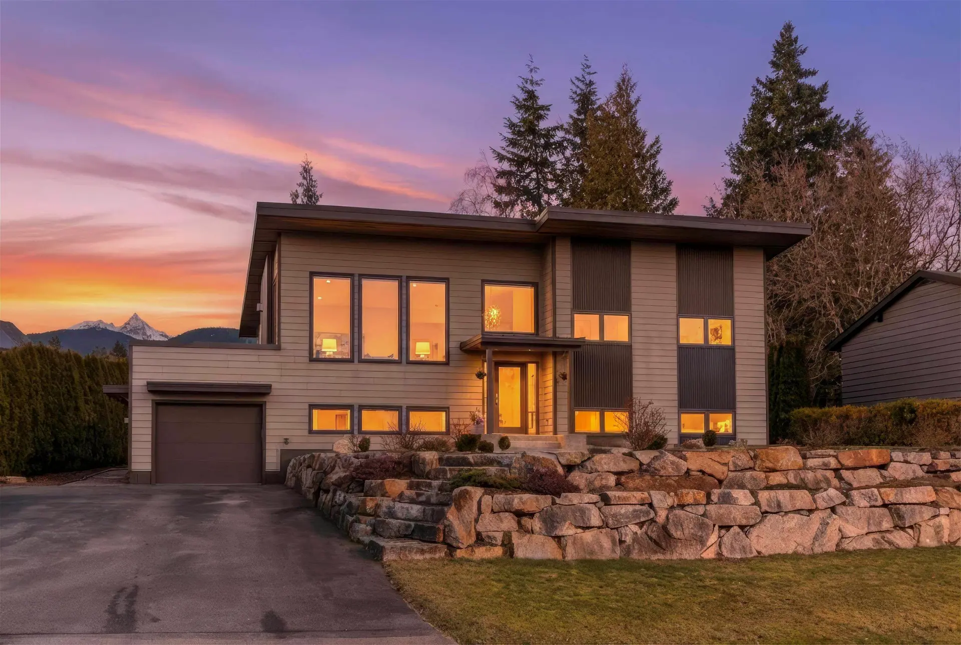 Property at 40298 Ayr Drive, Squamish, BC