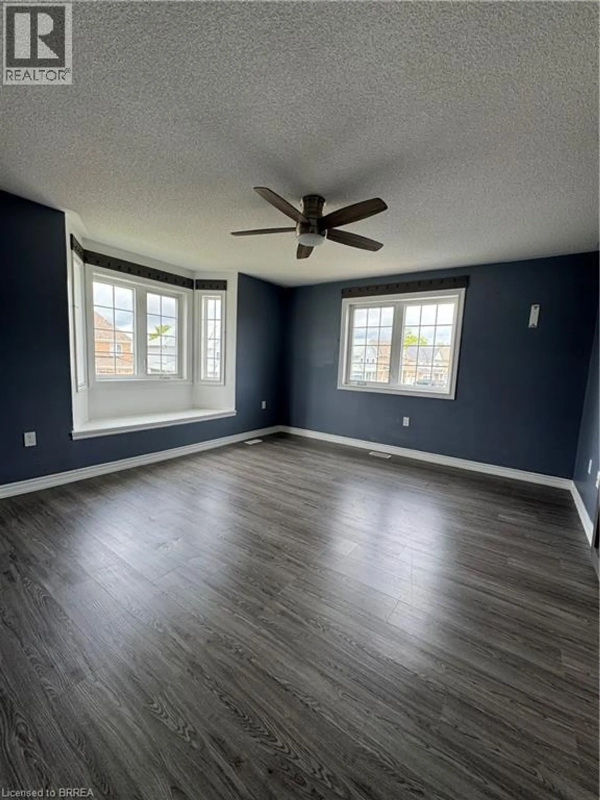 22 TODD CRESCENT - Image 5