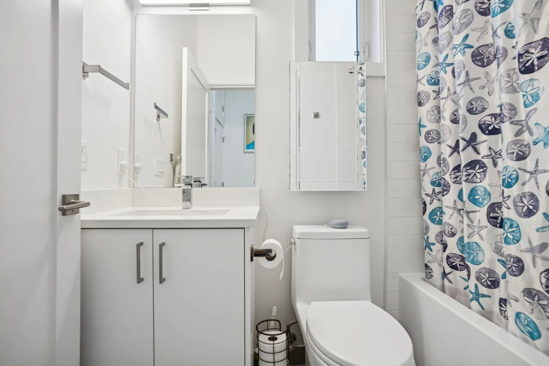 721 E 26th Avenue - Image 11