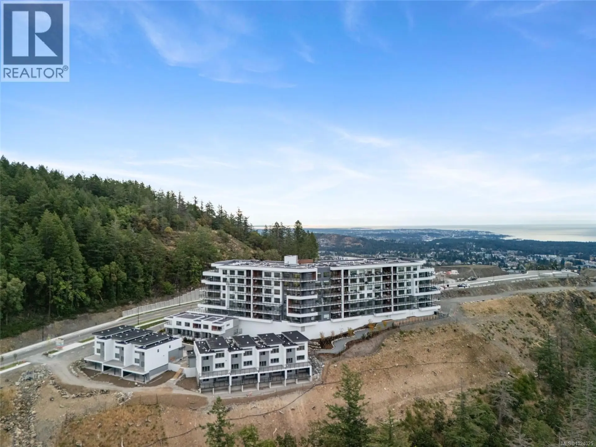 #103 1810 Selenite Pl - Image 17