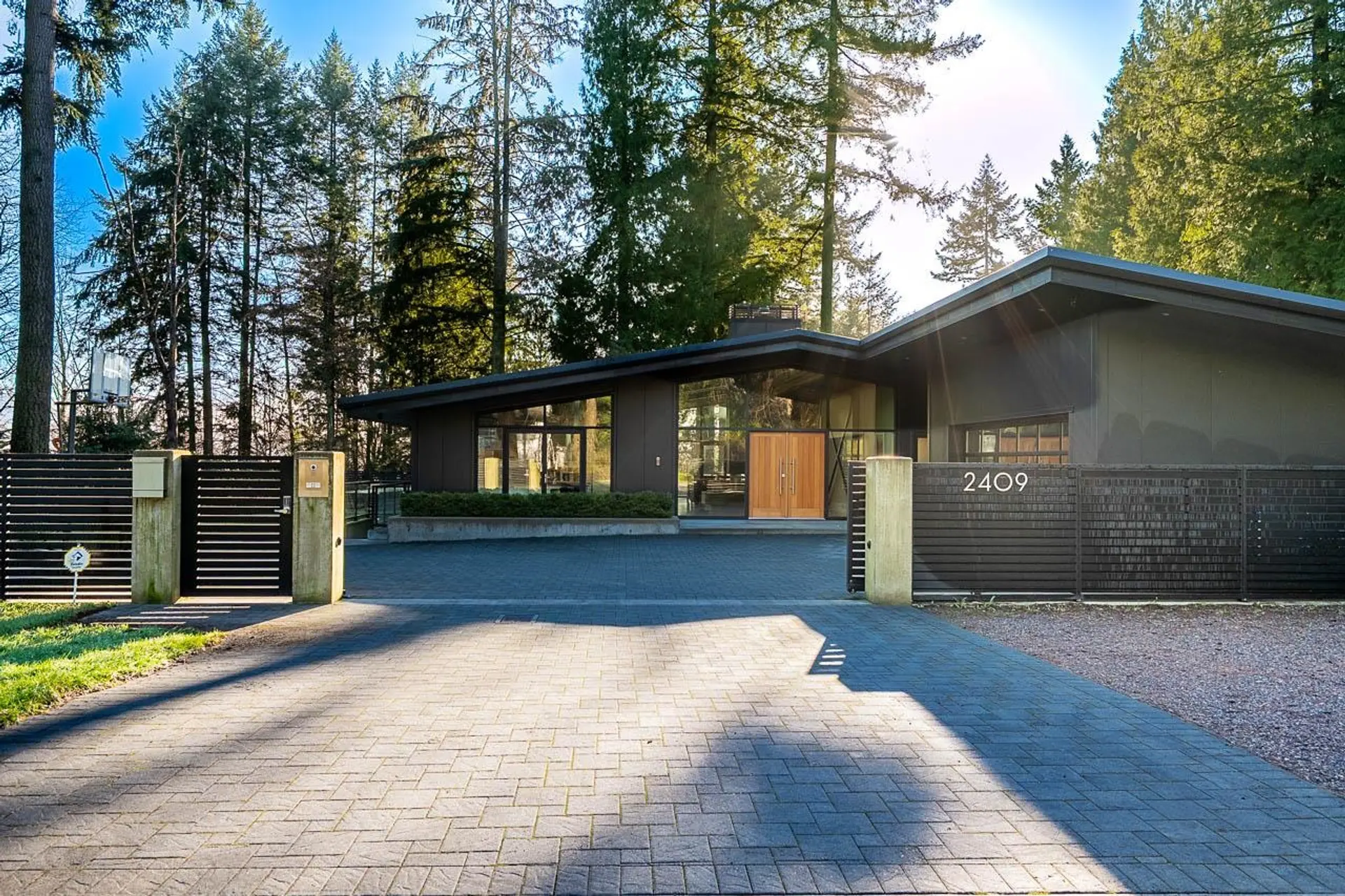 2409 Windridge Drive - Image 4