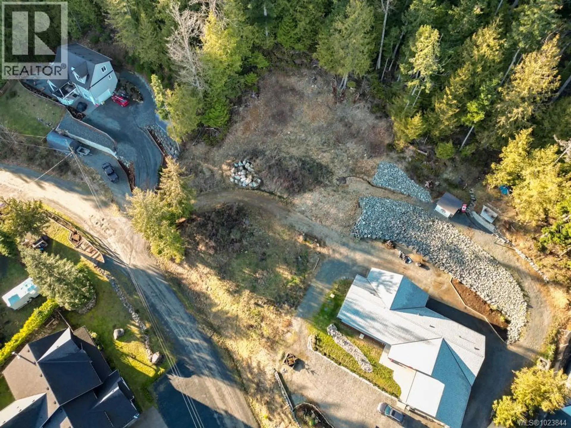 1865 Taylor Walk - Image 4