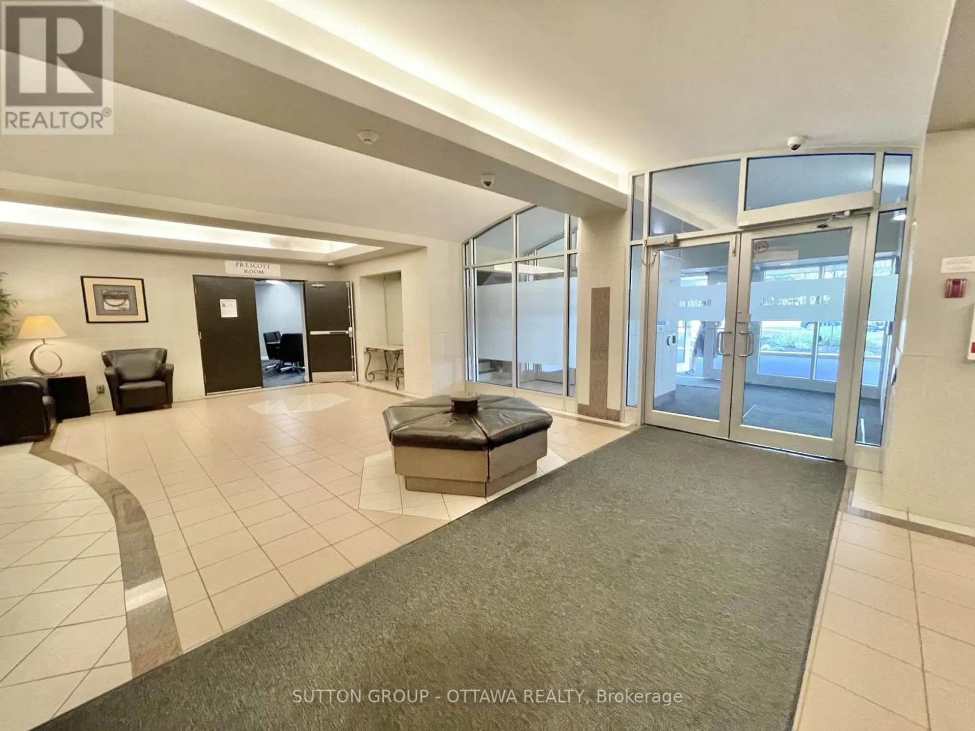 #1908 900 DYNES ROAD - Image 4