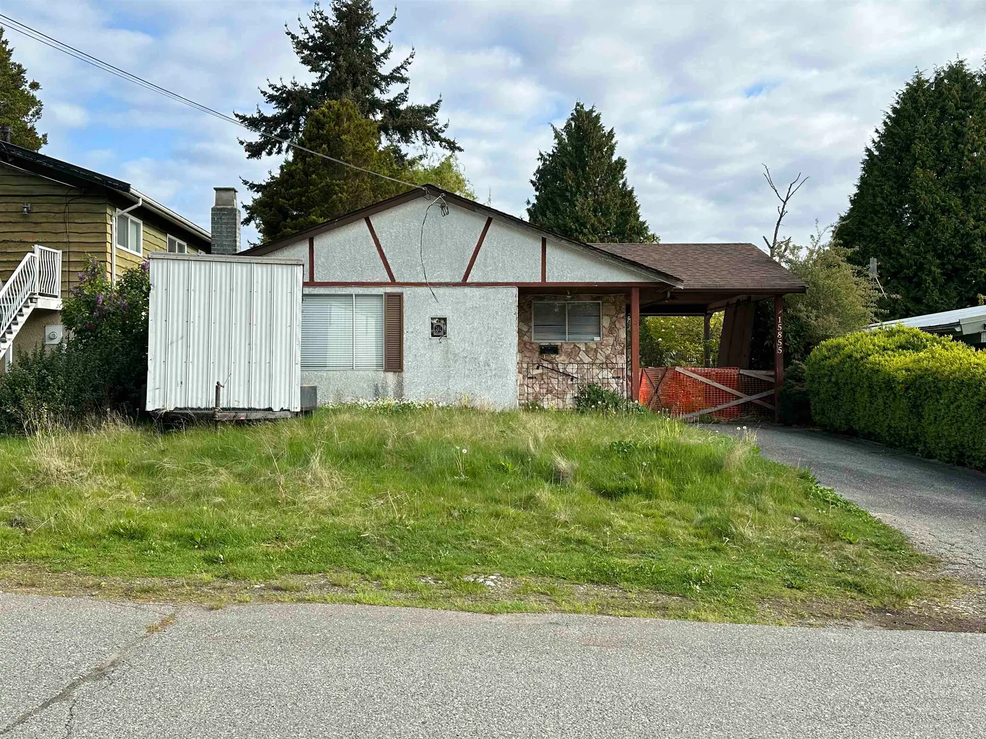 Property at 15855 Vine Avenue, White Rock, BC