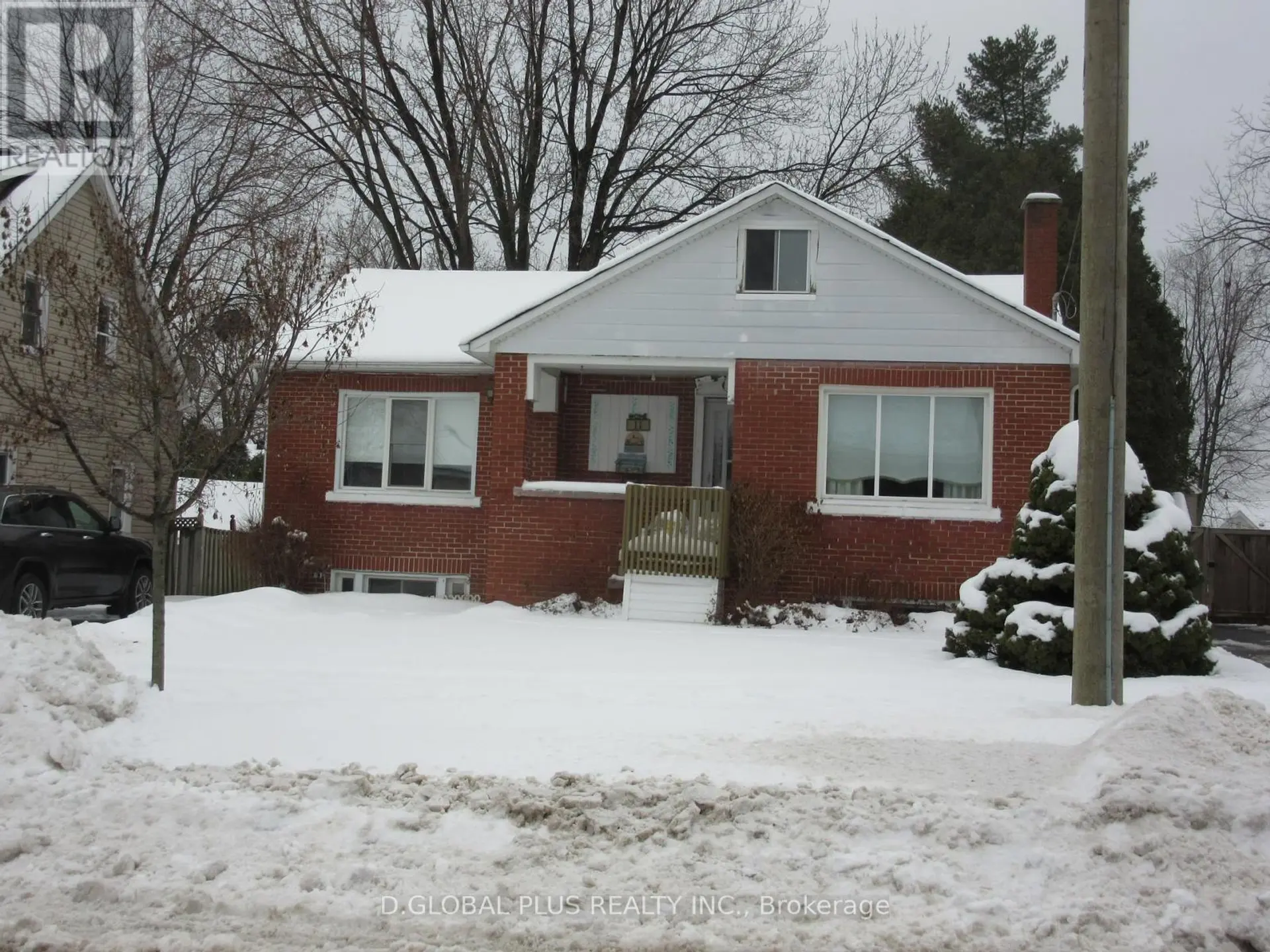 11 DUNBAR AVENUE N - Image 17