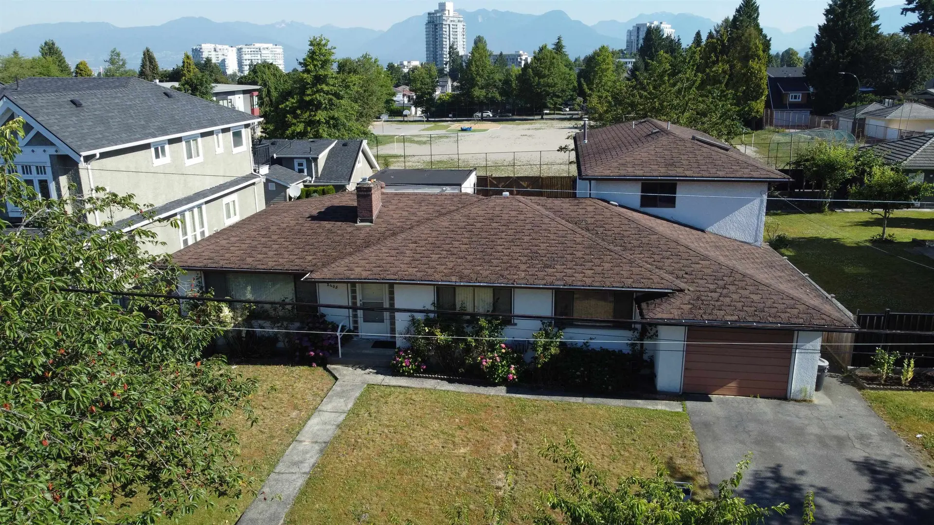 Property at 2435 E 38th Avenue, Vancouver, BC