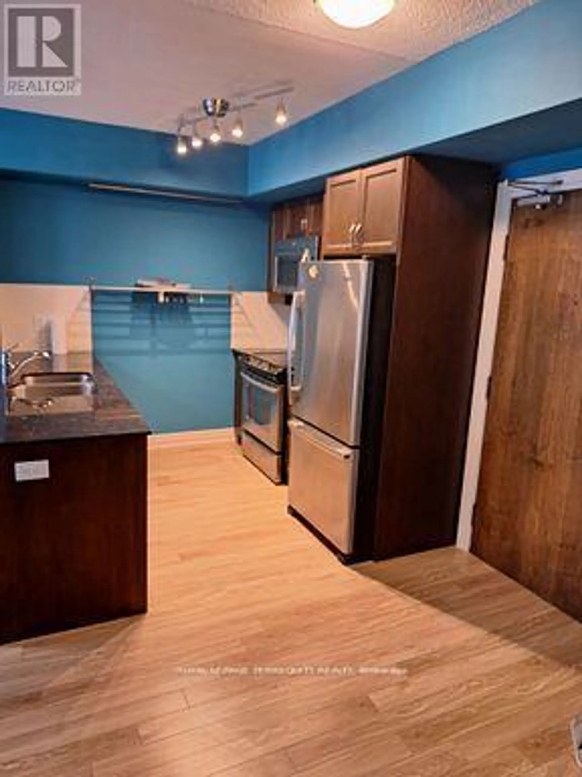 #234 701 SHEPPARD AVENUE W - Image 4