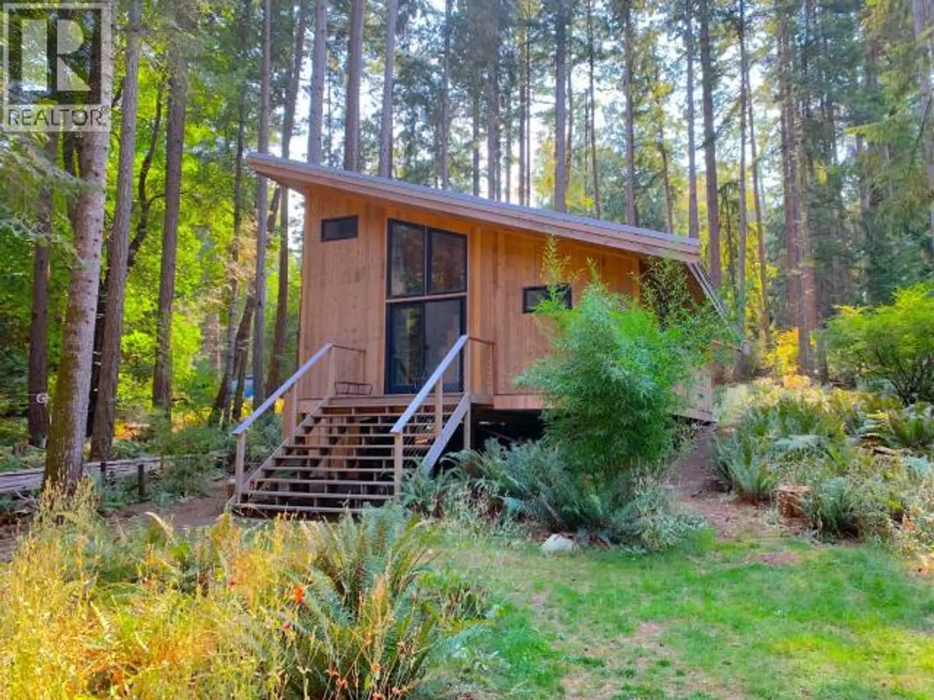 Property at 1590/94 VANCOUVER BLVD, Savary Island, BC