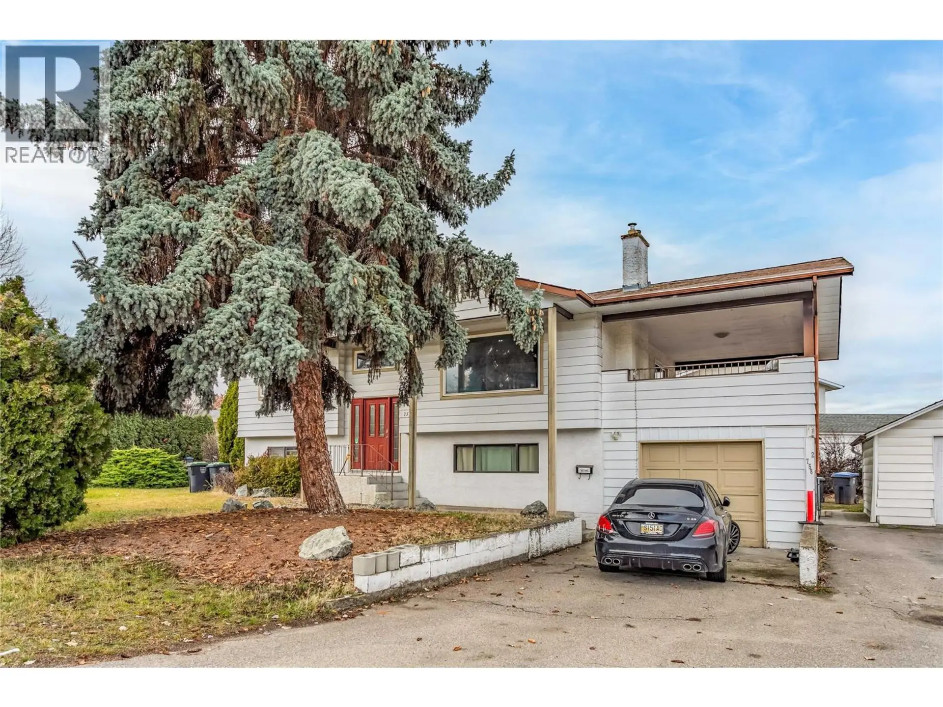 Property at 758 Josselyn Court, Kelowna, BC