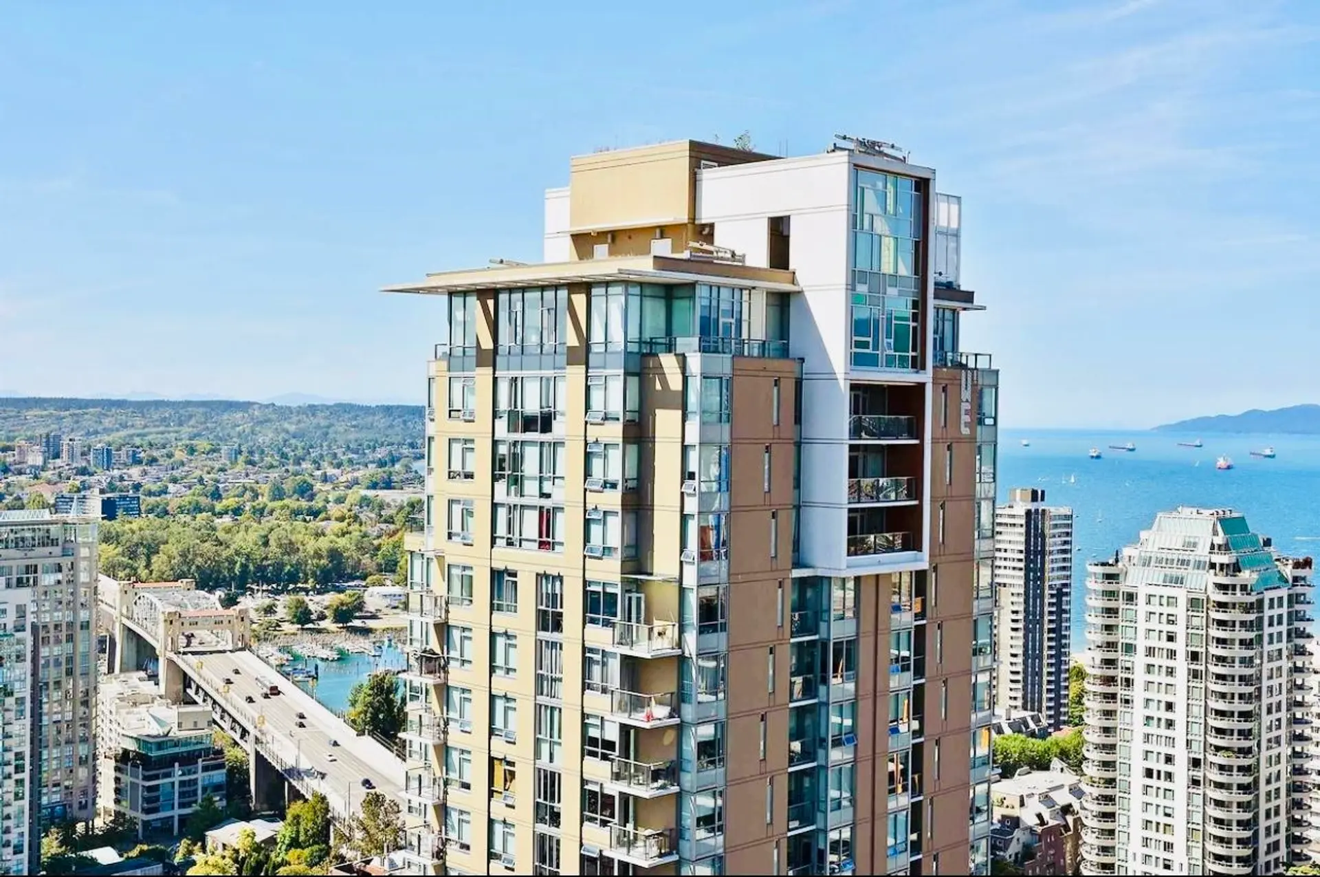 Property at #3506 1283 Howe Street, Vancouver, BC