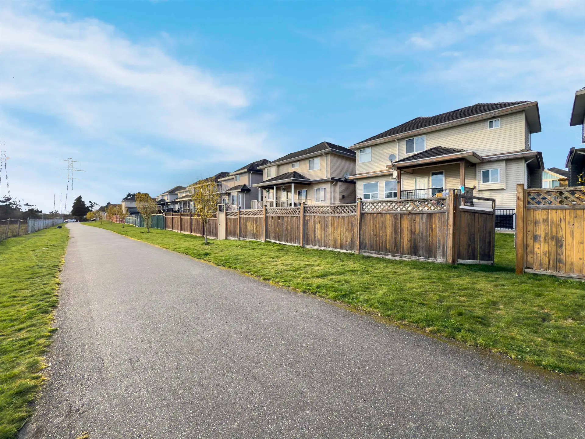 12458 74 Avenue - Image 11