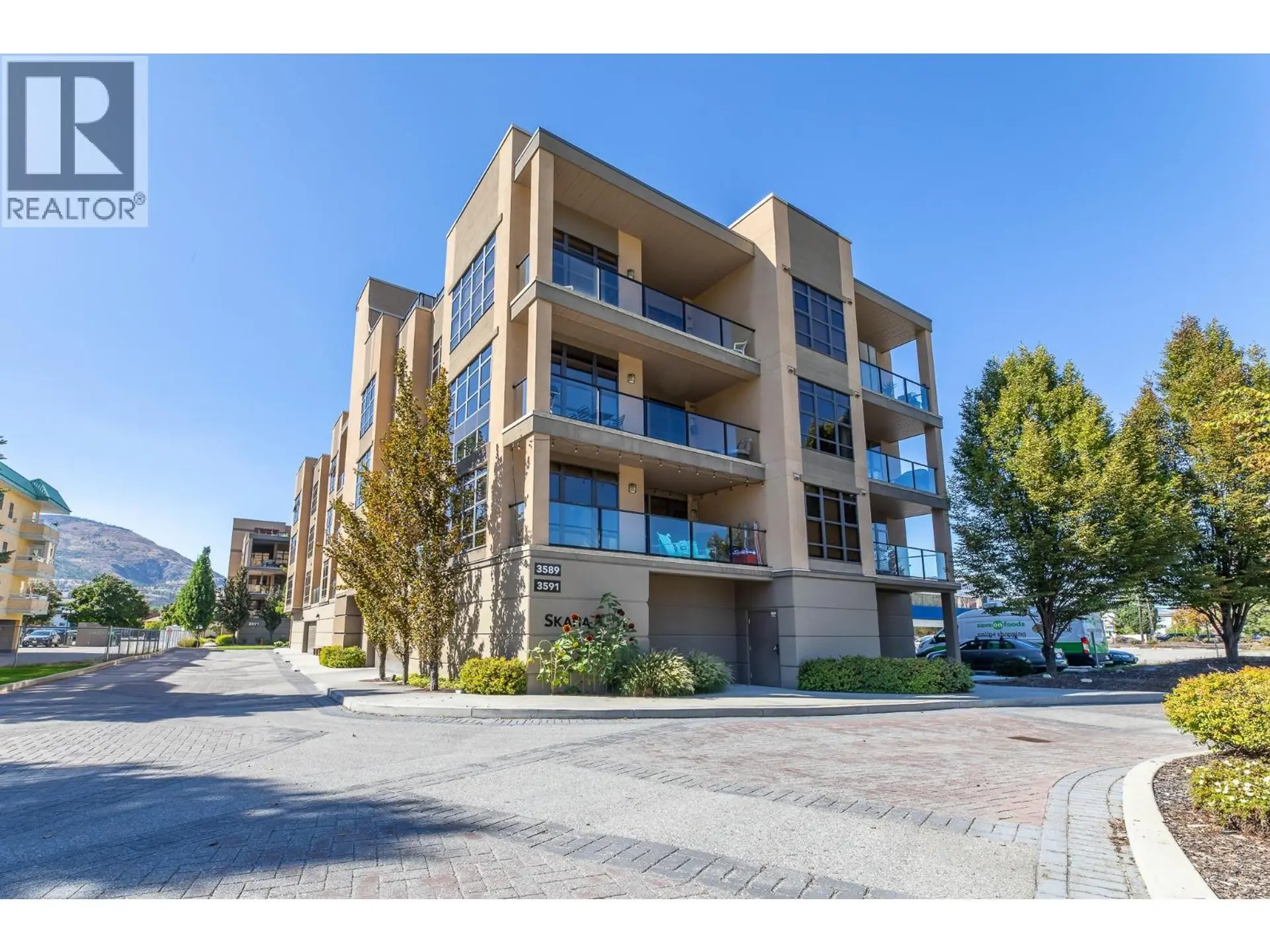 Property at #204 3589 Skaha Lake Road, Penticton, BC